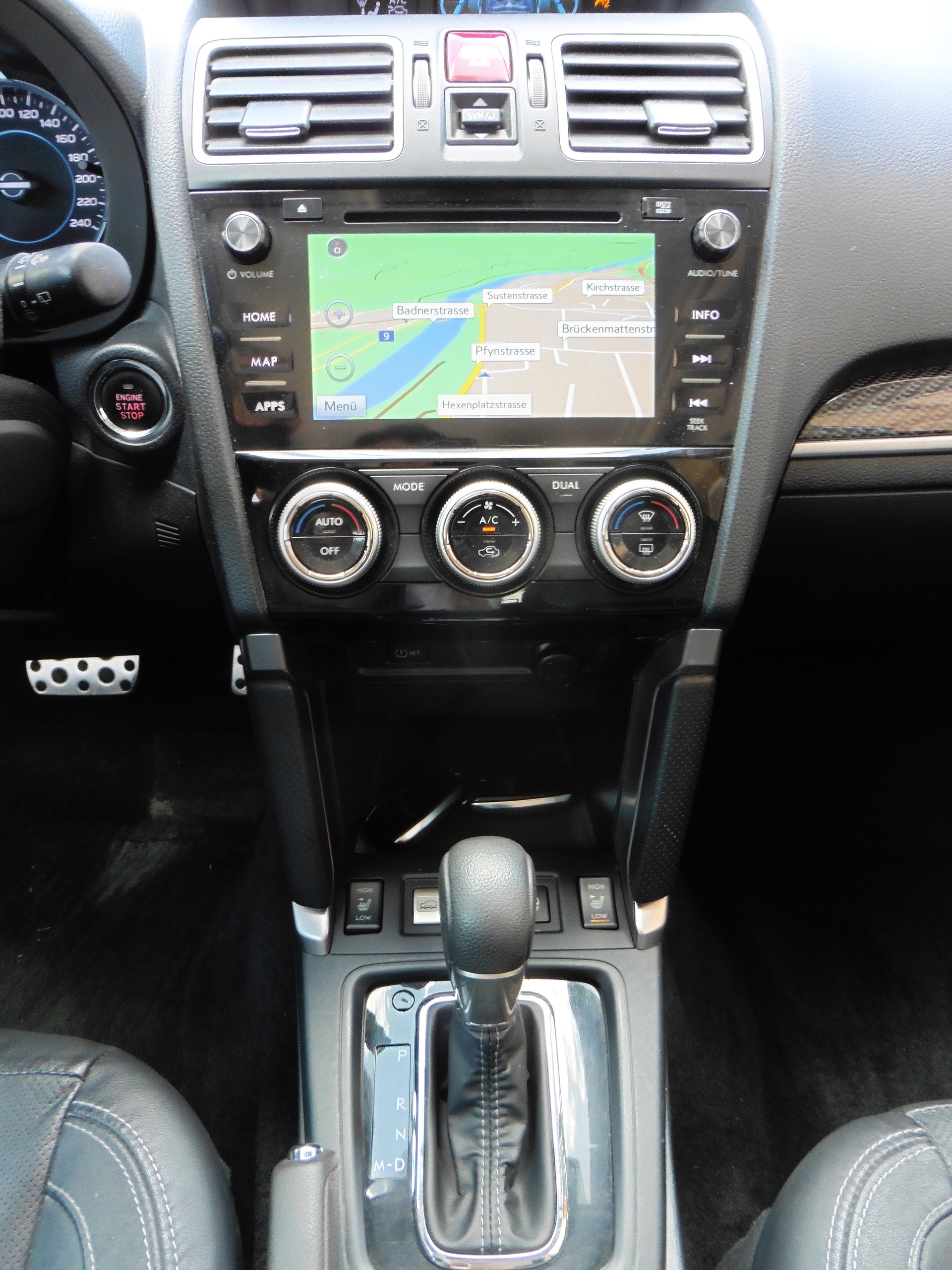 SUBARU Forester 2.0i Executive Lineartronic-image-13