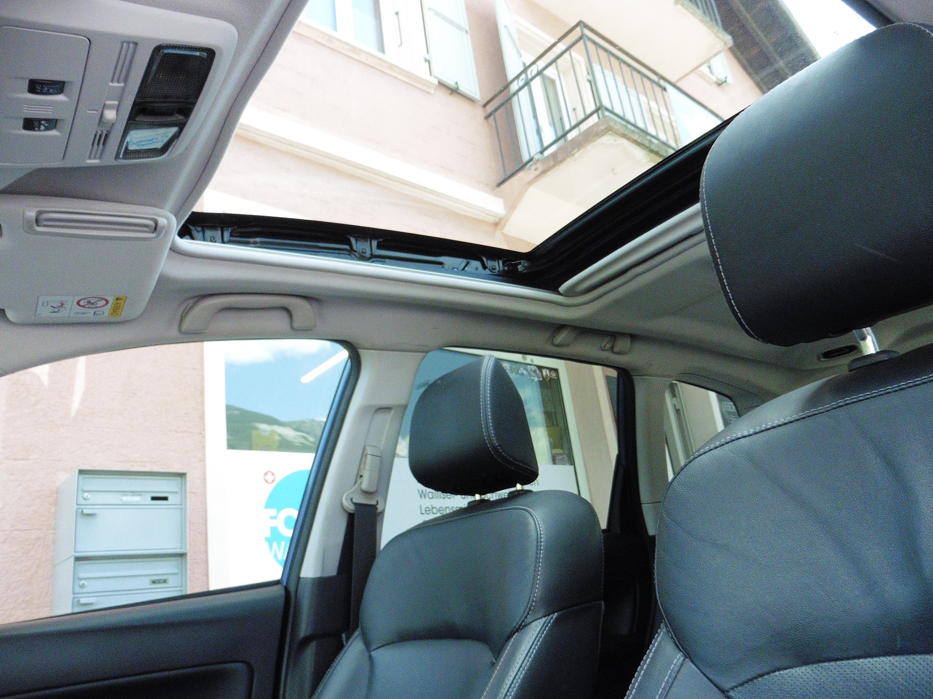 SUBARU Forester 2.0i Executive Lineartronic-image-16