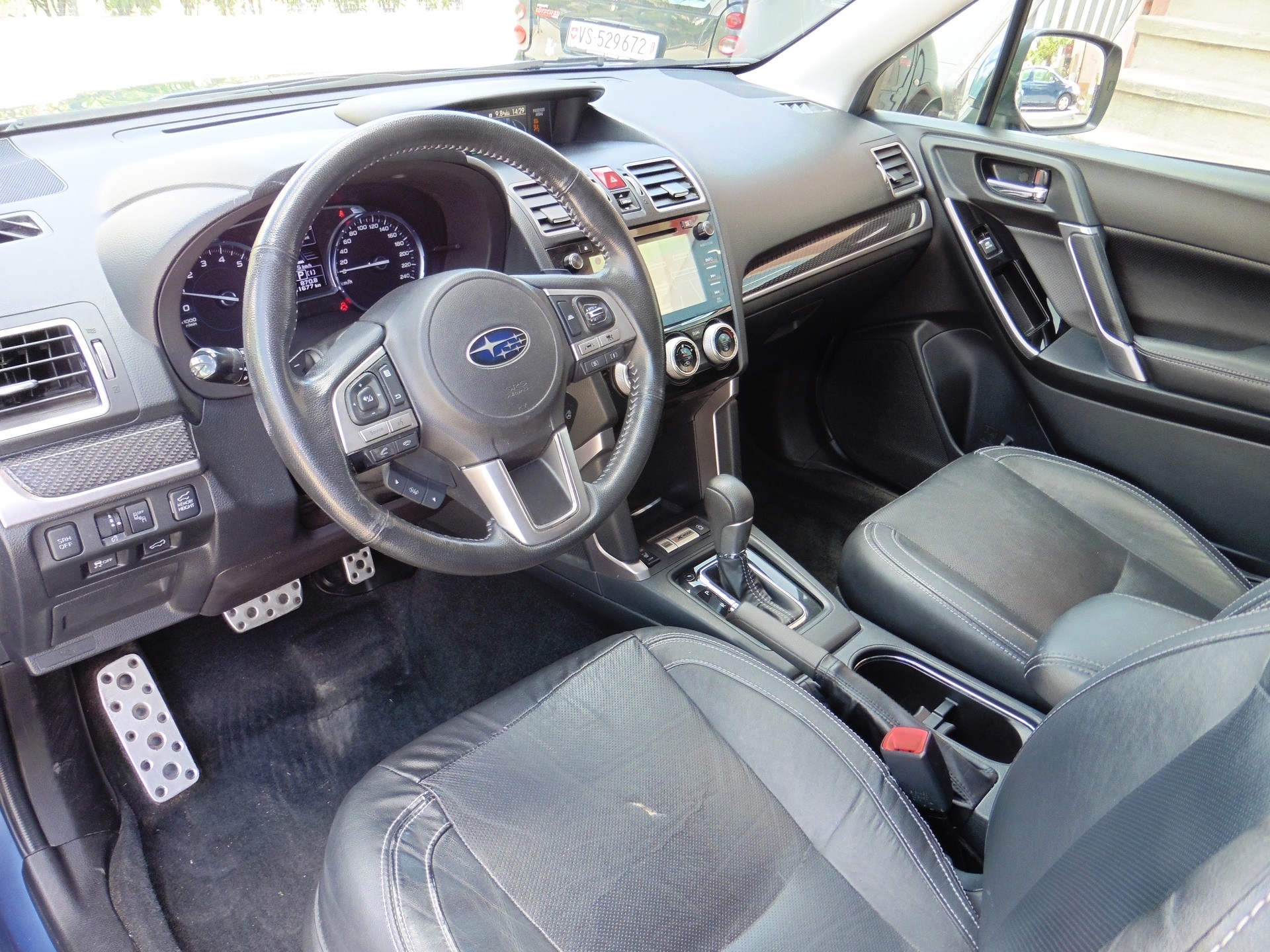 SUBARU Forester 2.0i Executive Lineartronic-image-15