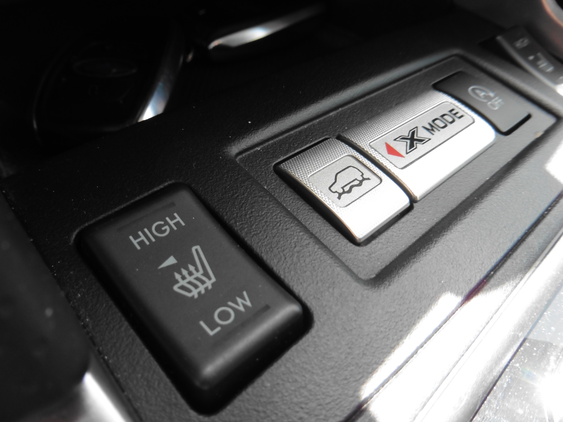 SUBARU Forester 2.0i Executive Lineartronic-image-21