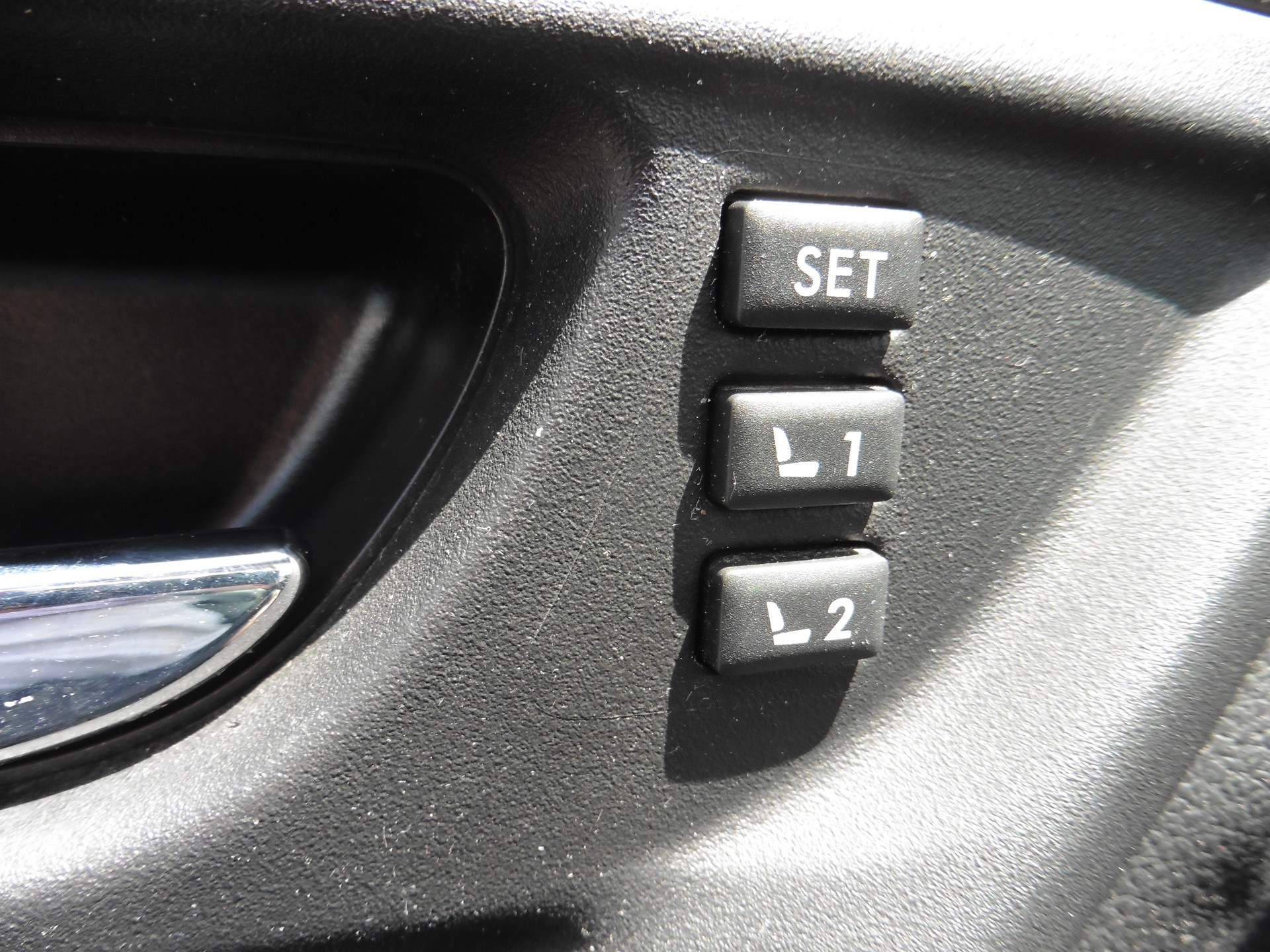SUBARU Forester 2.0i Executive Lineartronic-image-22