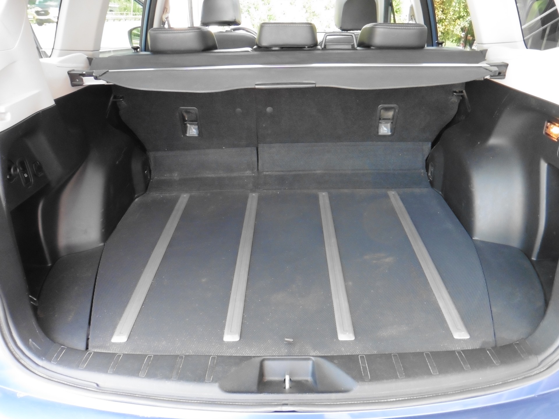 SUBARU Forester 2.0i Executive Lineartronic-image-19