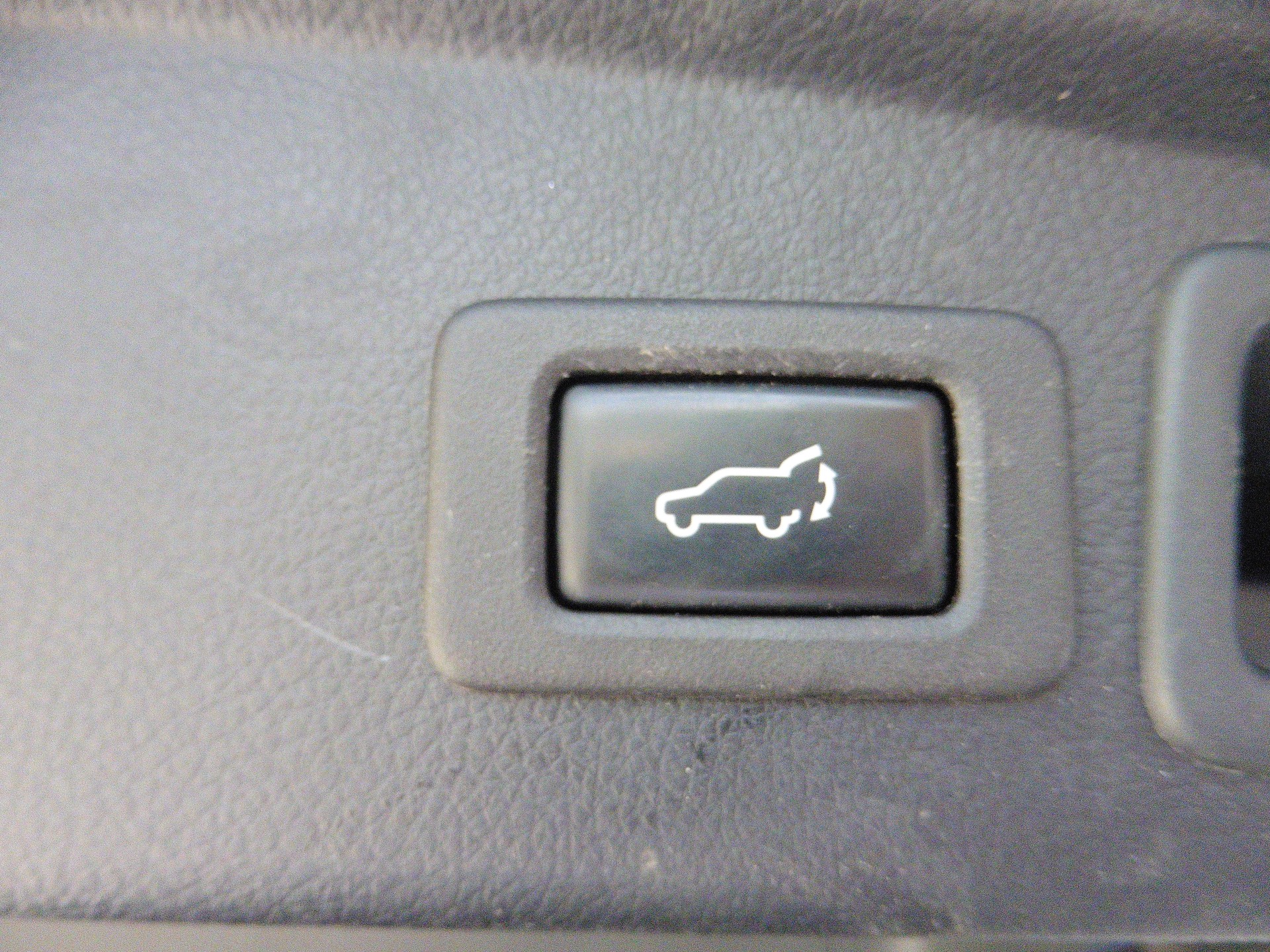 SUBARU Forester 2.0i Executive Lineartronic-image-20