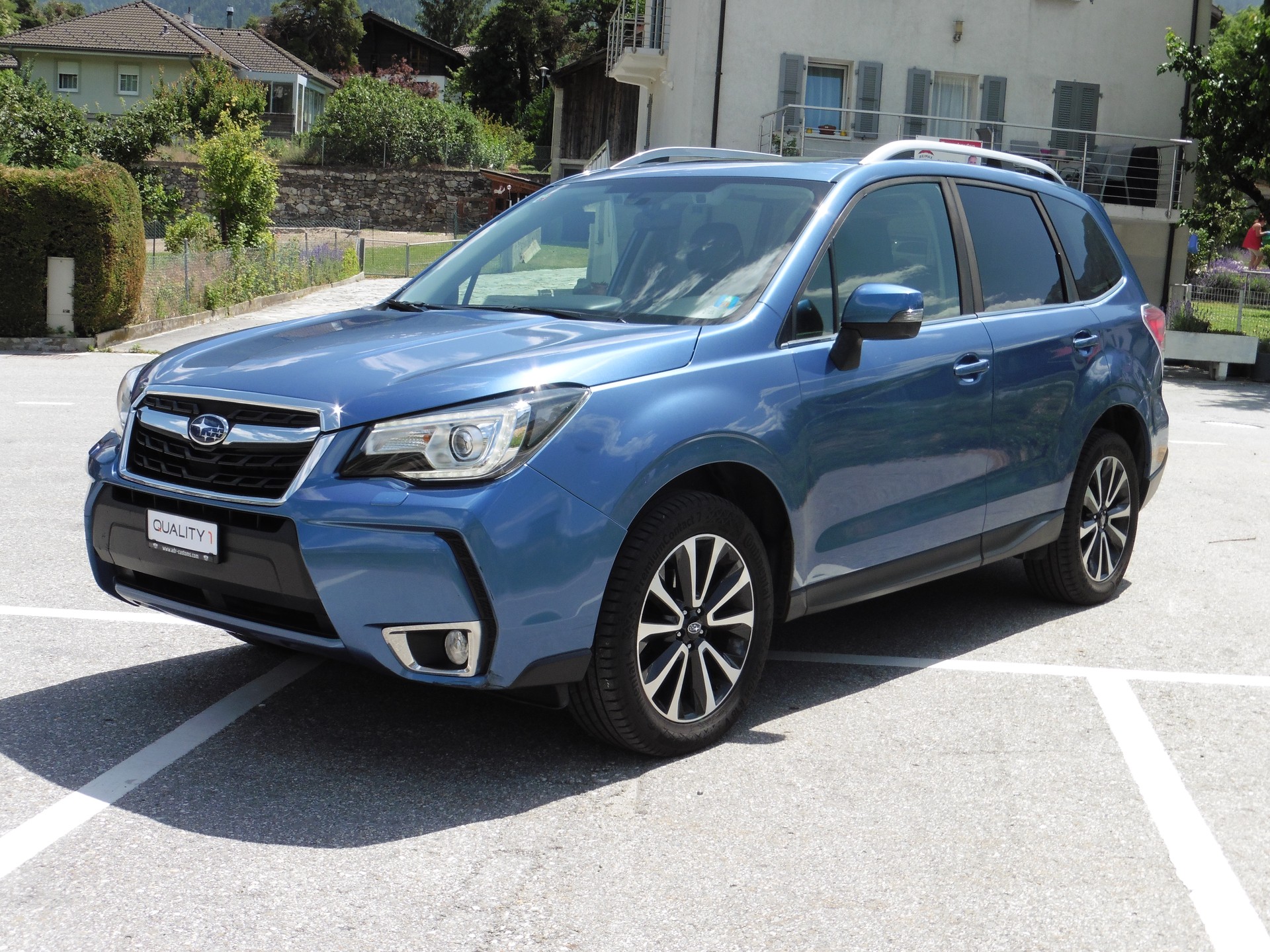SUBARU Forester 2.0i Executive Lineartronic-image-3