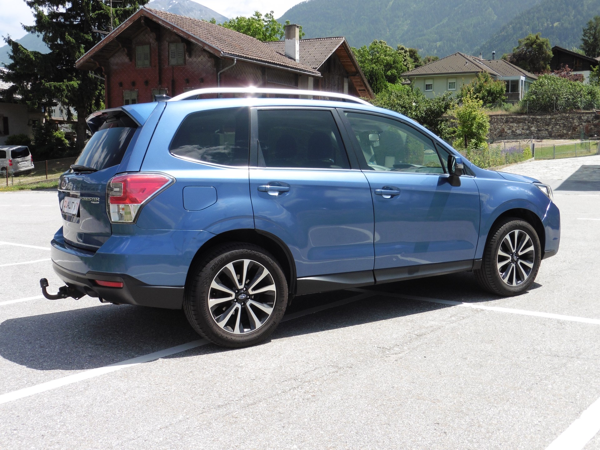 SUBARU Forester 2.0i Executive Lineartronic-image-10