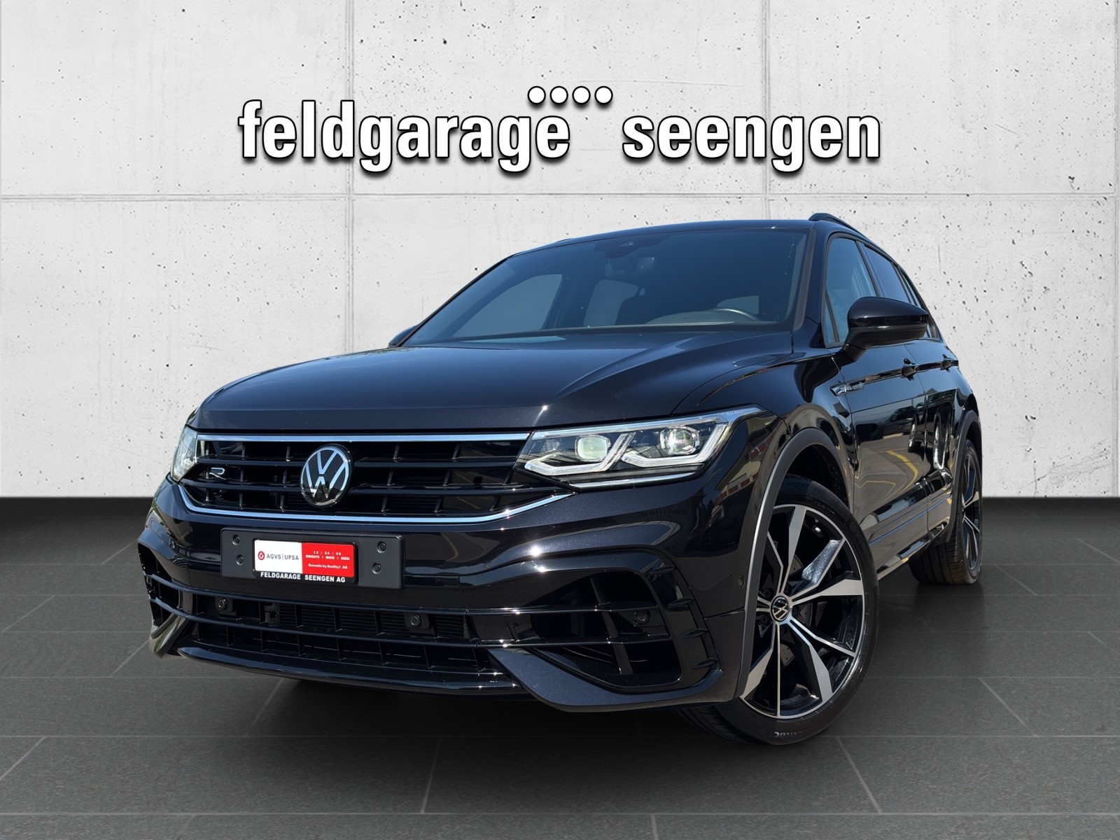 VW Tiguan "Black Style" 2.0TSI R 4Motion DSG mit AHK & Winterräder-image-0
