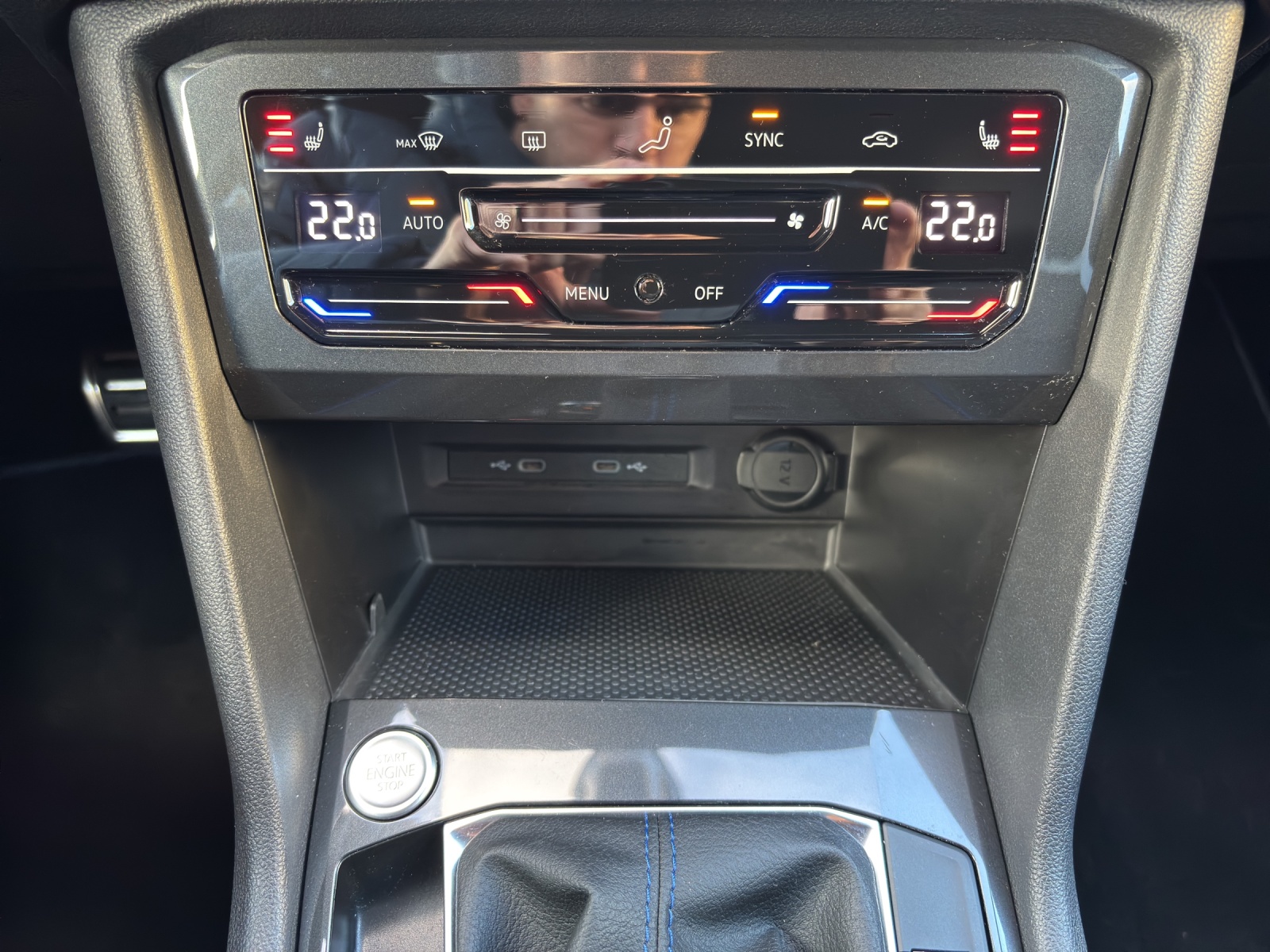 VW Tiguan "Black Style" 2.0TSI R 4Motion DSG mit AHK & Winterräder-image-16