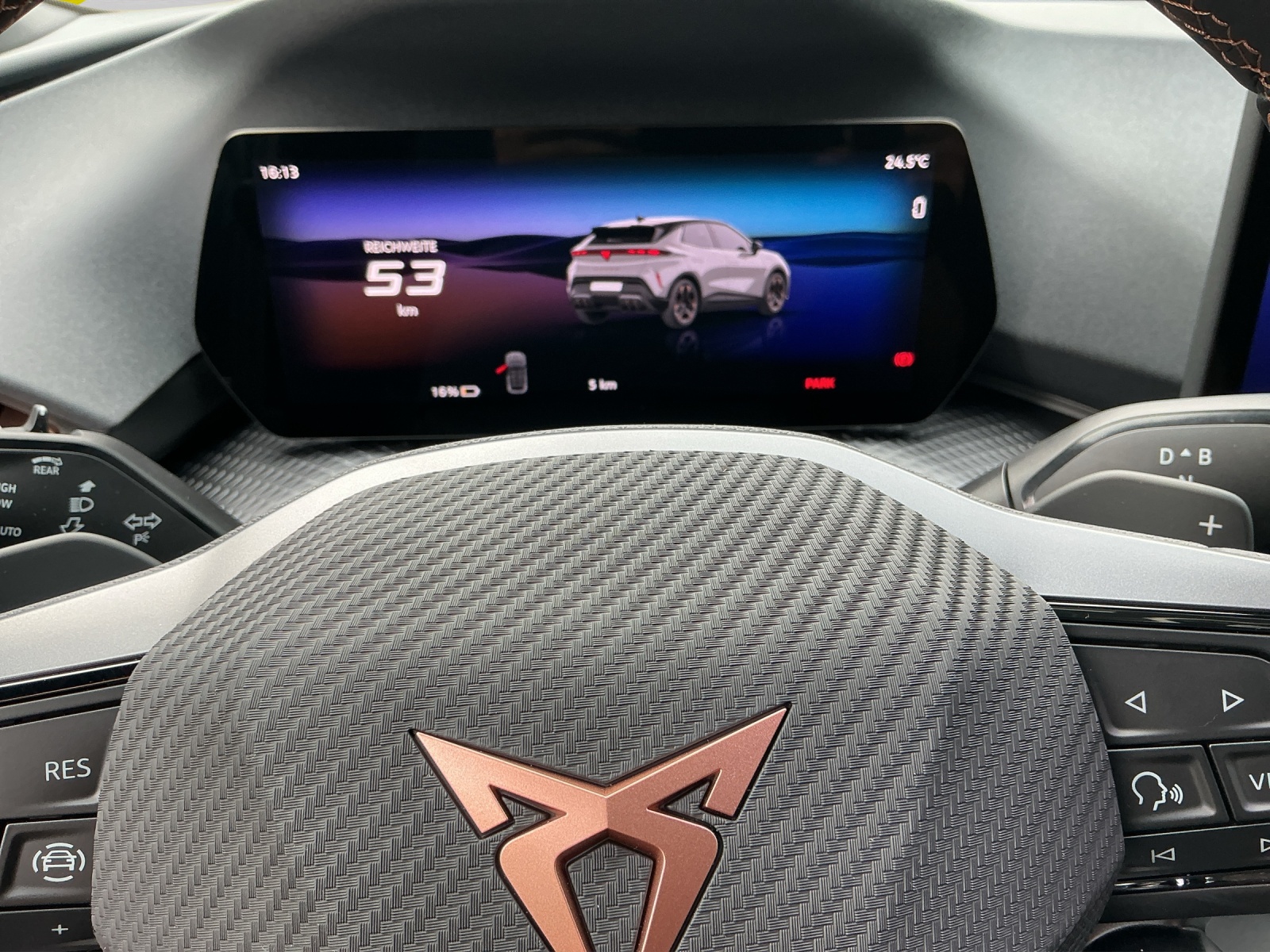 CUPRA Raval 52 kWh Dynamic+ Launch Edition-image-6