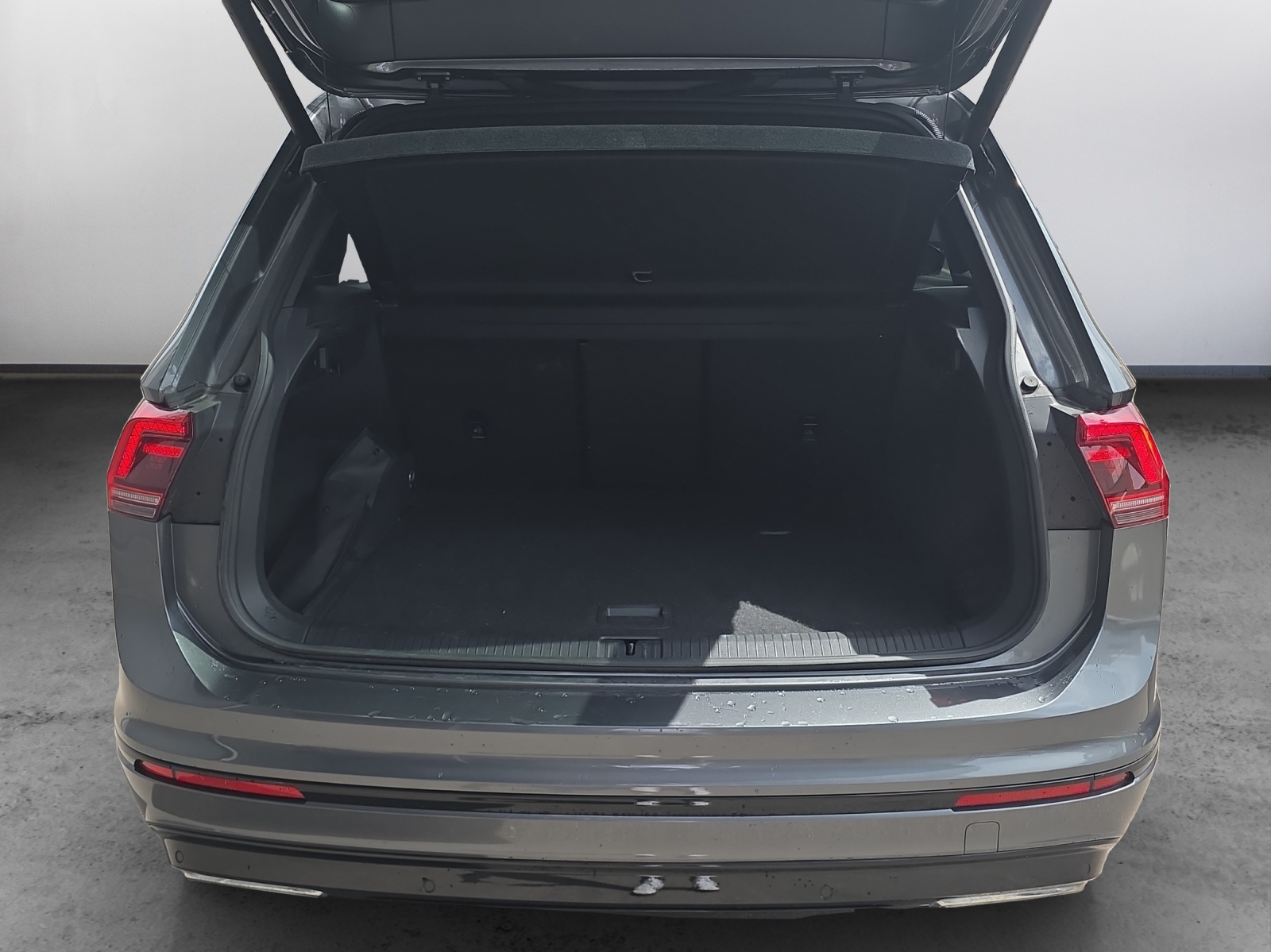 VW Tiguan 2.0TSI Highline 4Motion DSG-image-11