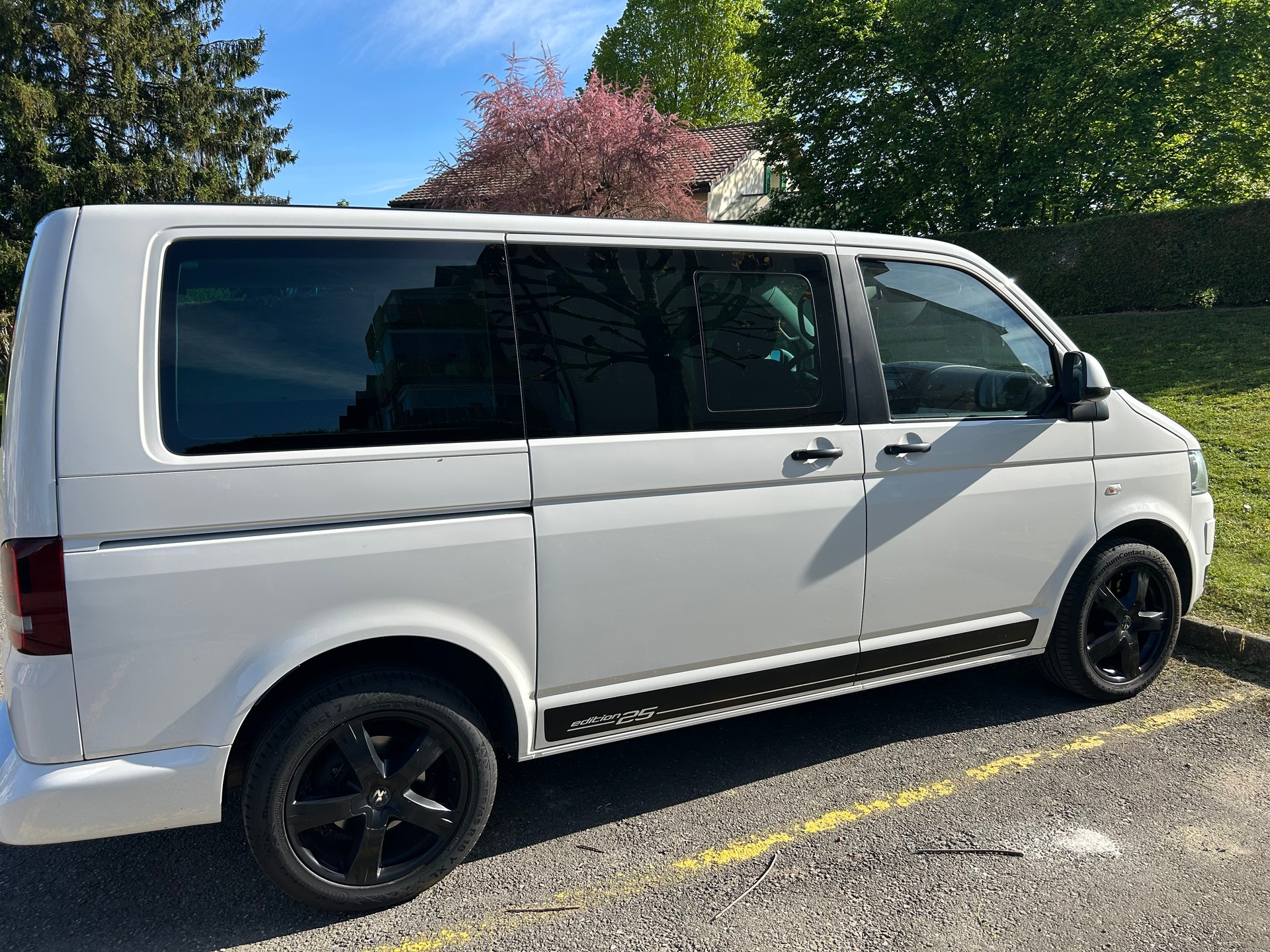 VW 2.0 TDI 180 CL Edition 25 DSG-image-1