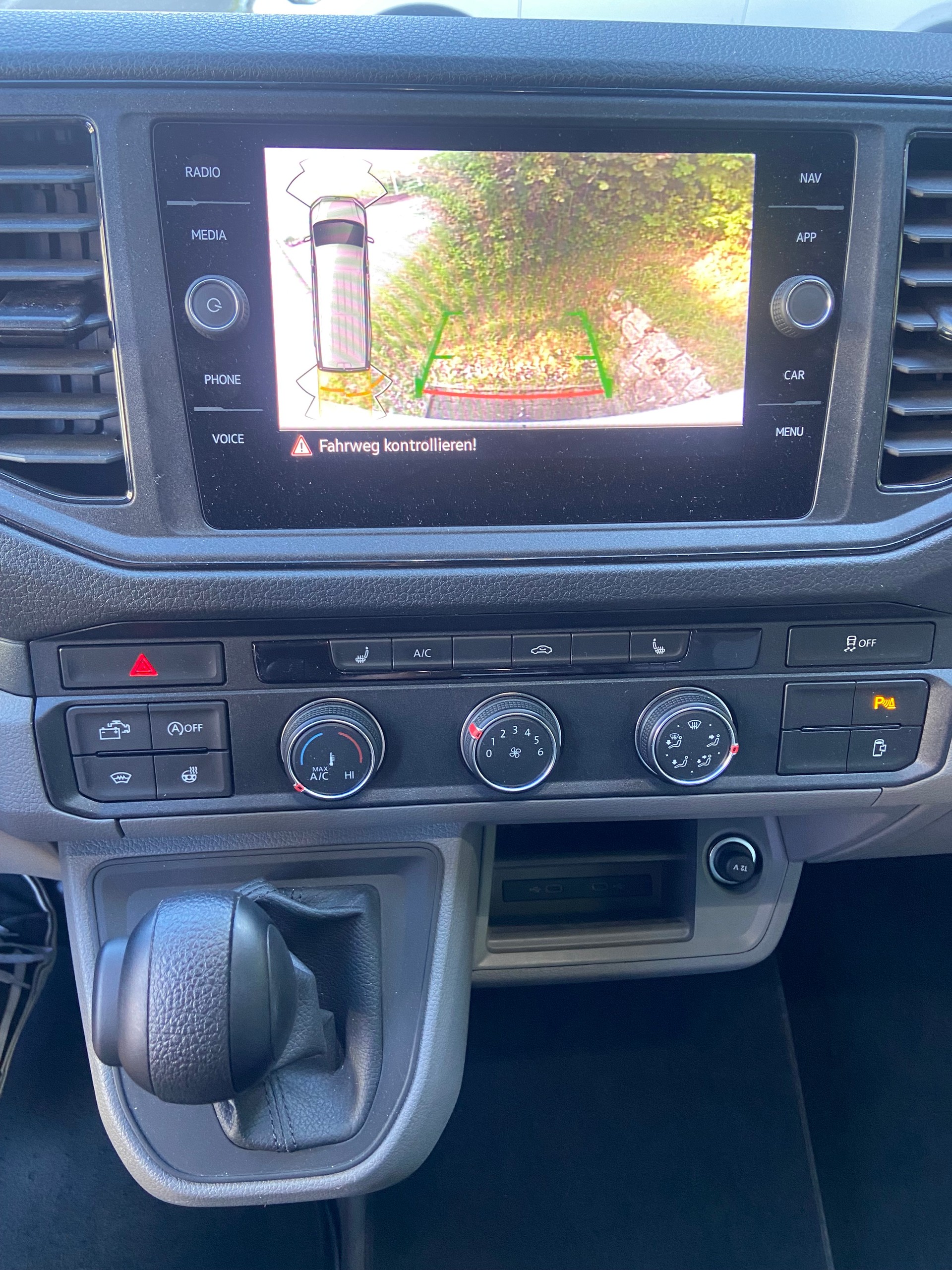 VW Grand California 680 2.0 BI-TDI-image-9