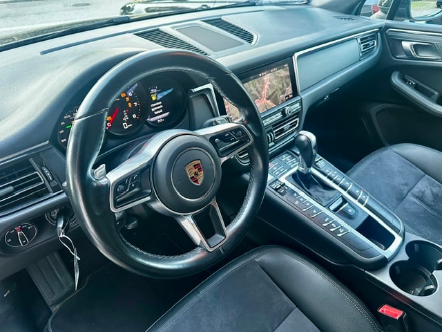 PORSCHE Macan PDK-image-10