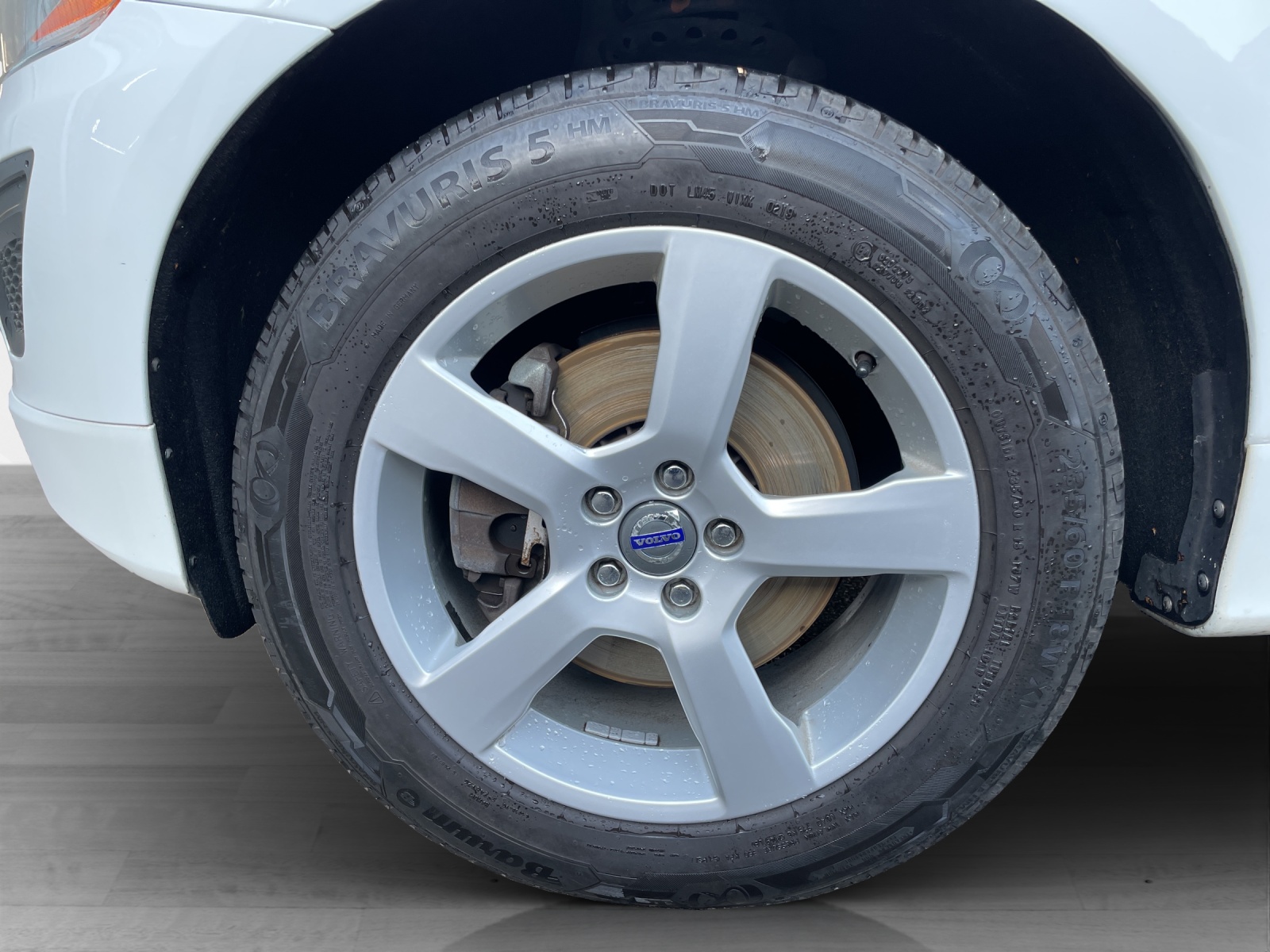 VOLVO XC60 2.4 D5 Kine. R-Design AWD S/S-image-8