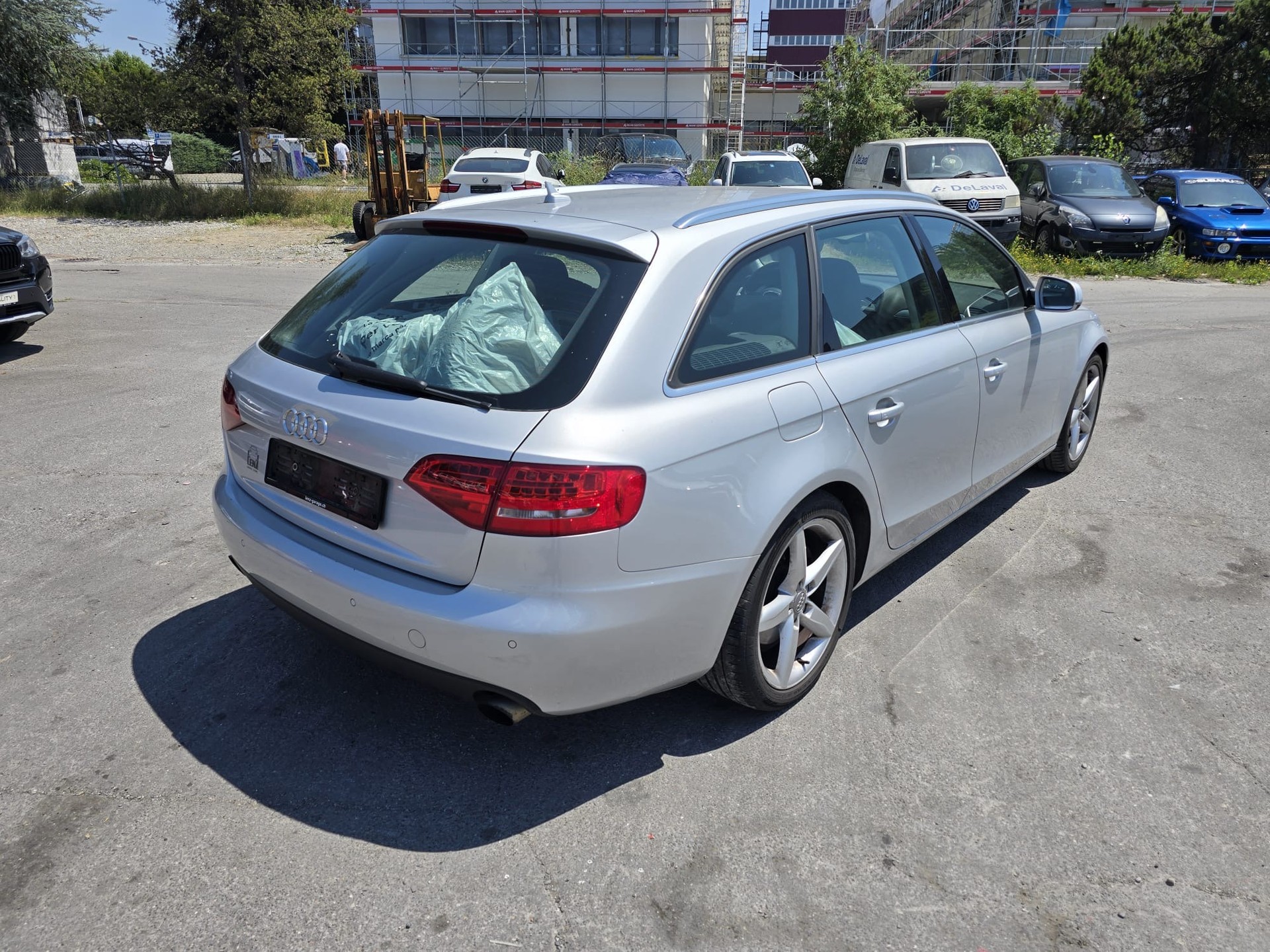 AUDI A4 Avant 2.0 TFSI quattro S-tronic-image-6