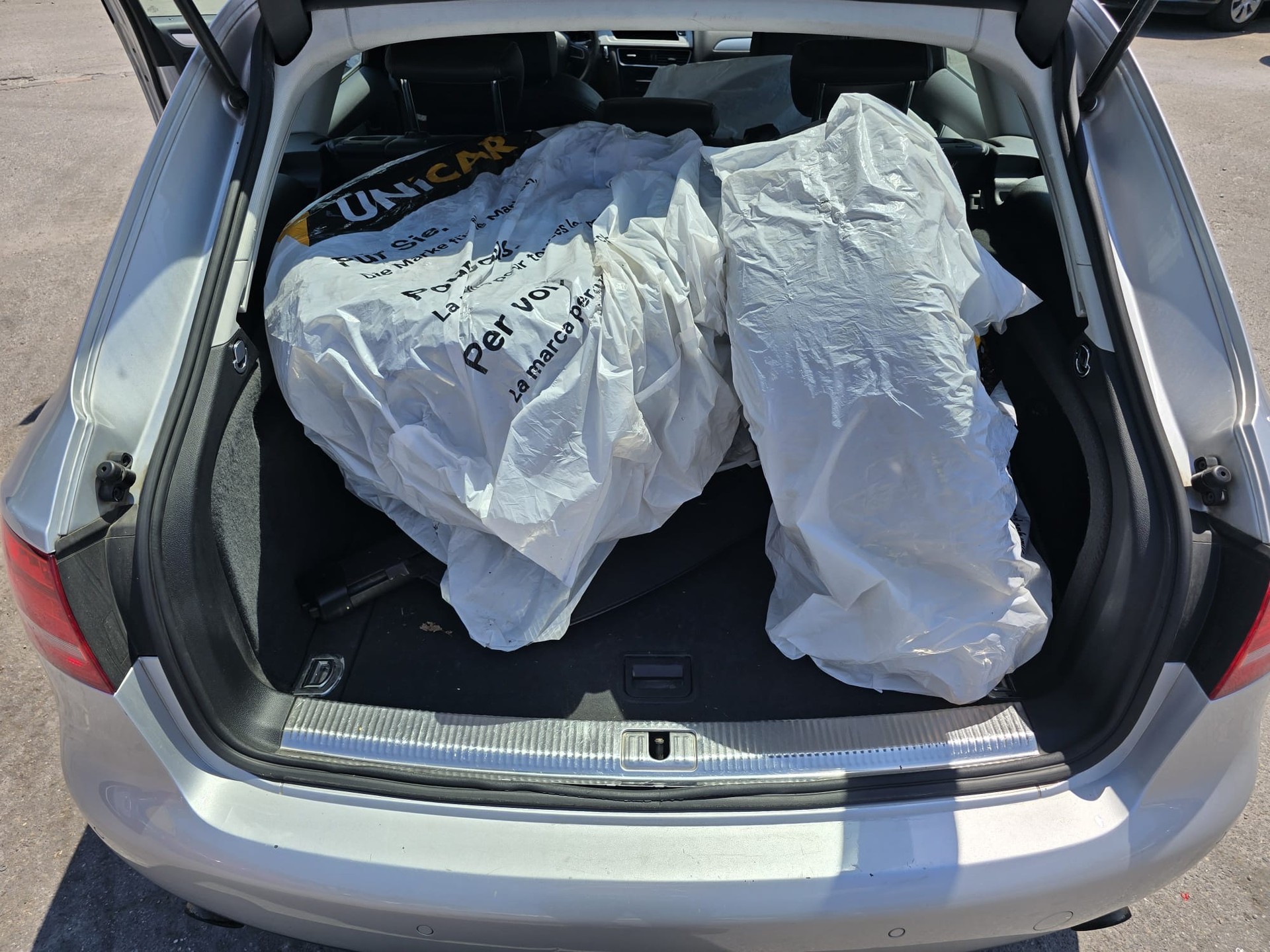 AUDI A4 Avant 2.0 TFSI quattro S-tronic-image-12