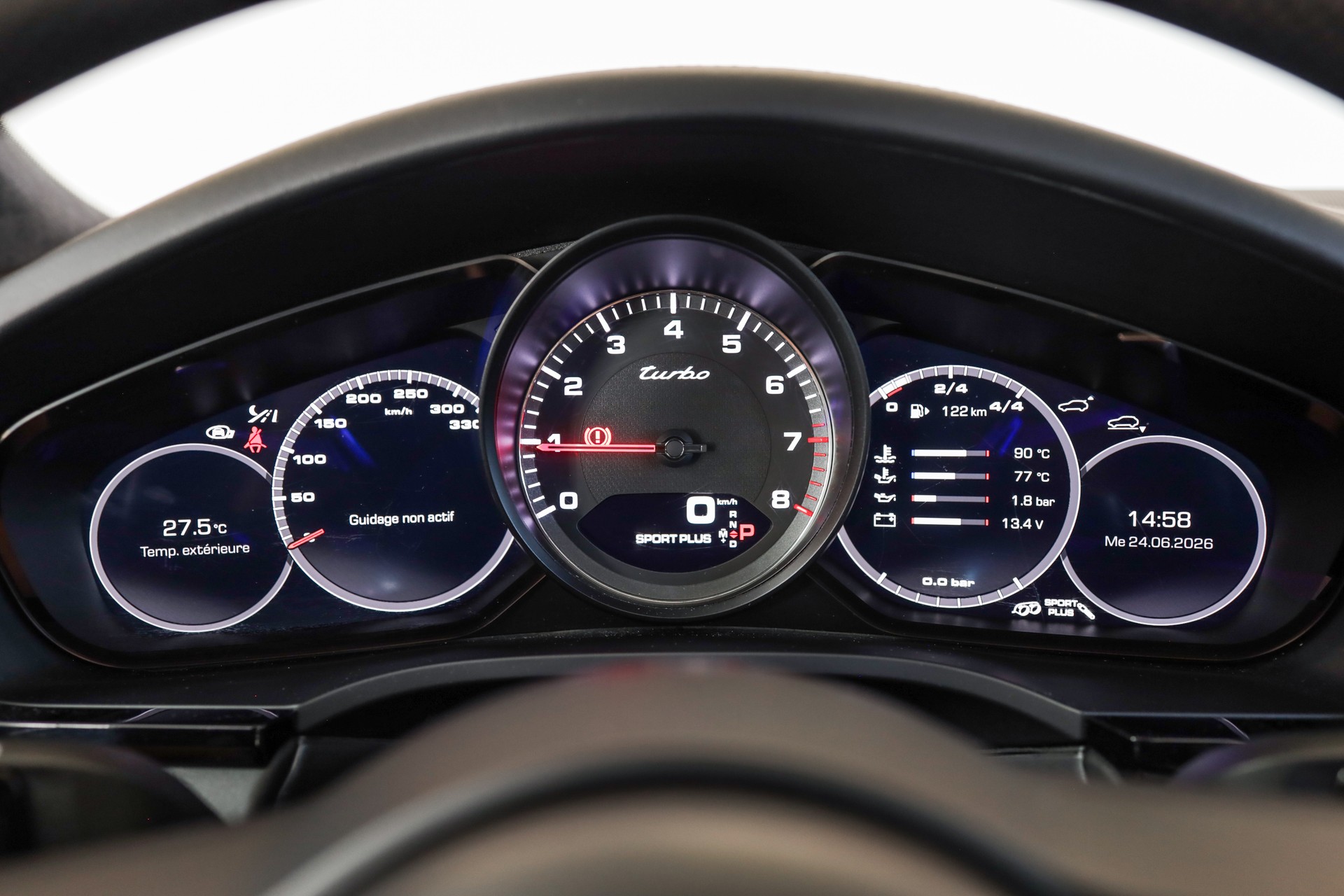 PORSCHE Cayenne Turbo-image-9