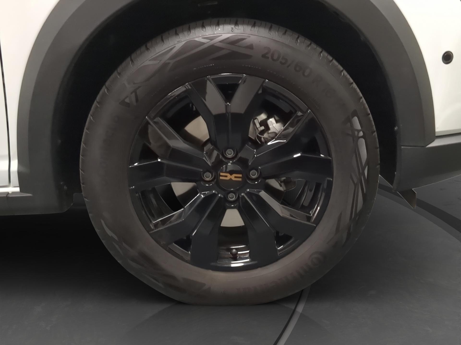 DACIA Jogger HEV 140 Extreme+-image-16