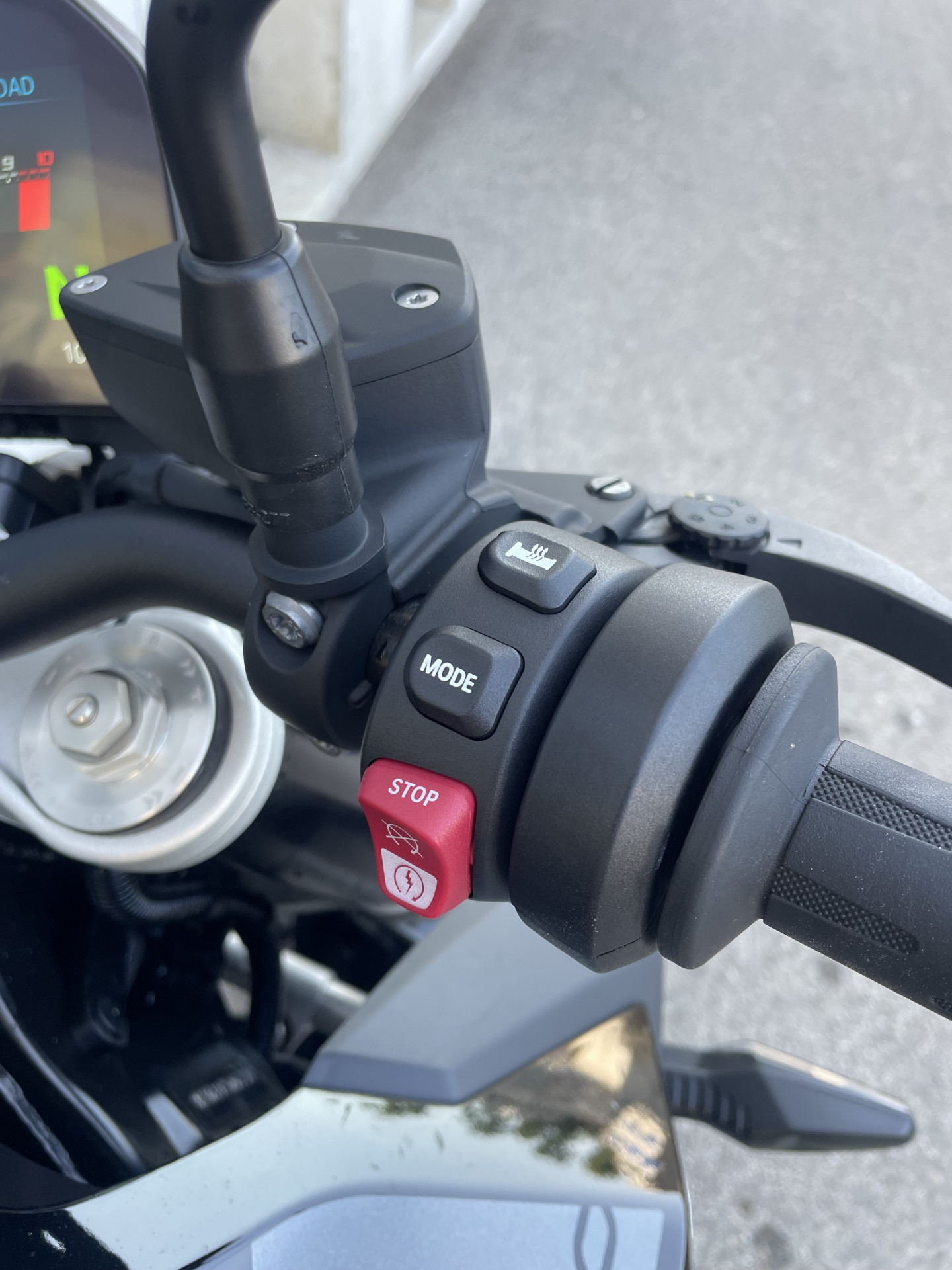 BMW F 900 R A2 Youngster-image-6