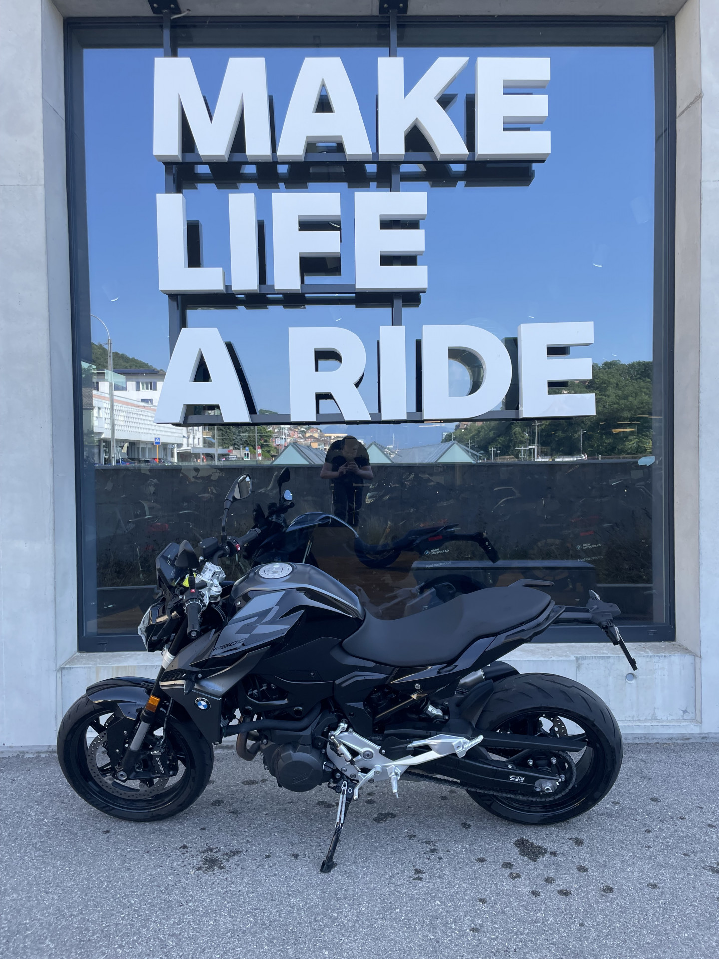 BMW F 900 R A2 Youngster-showroom-element-2