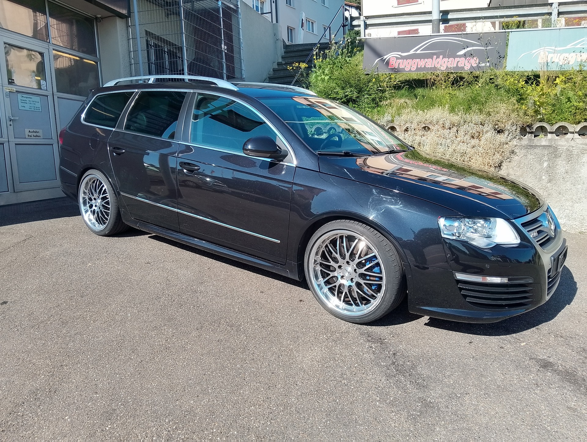 VW Passat Variant R36 4Motion-image-5