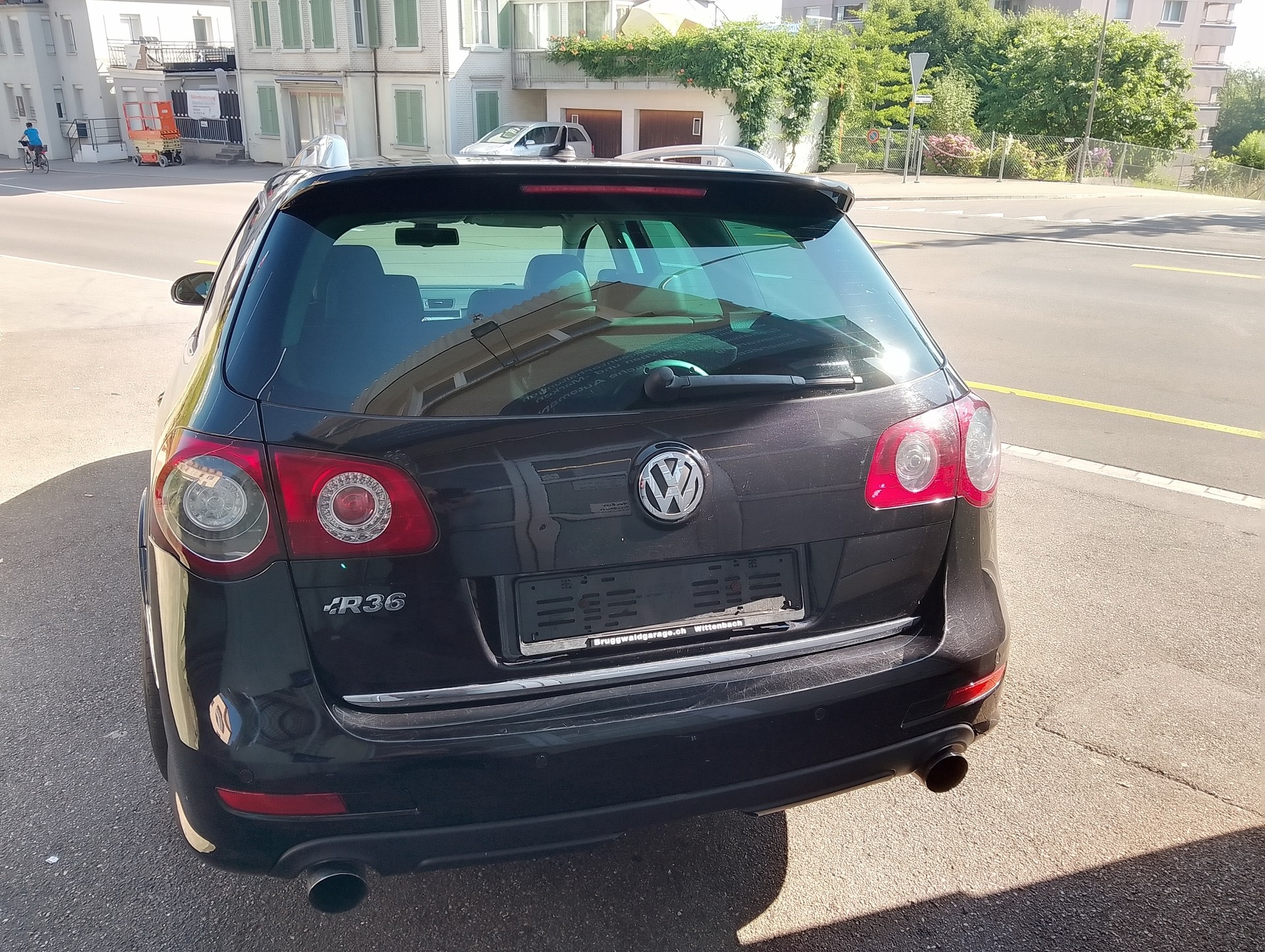 VW Passat Variant R36 4Motion-image-9