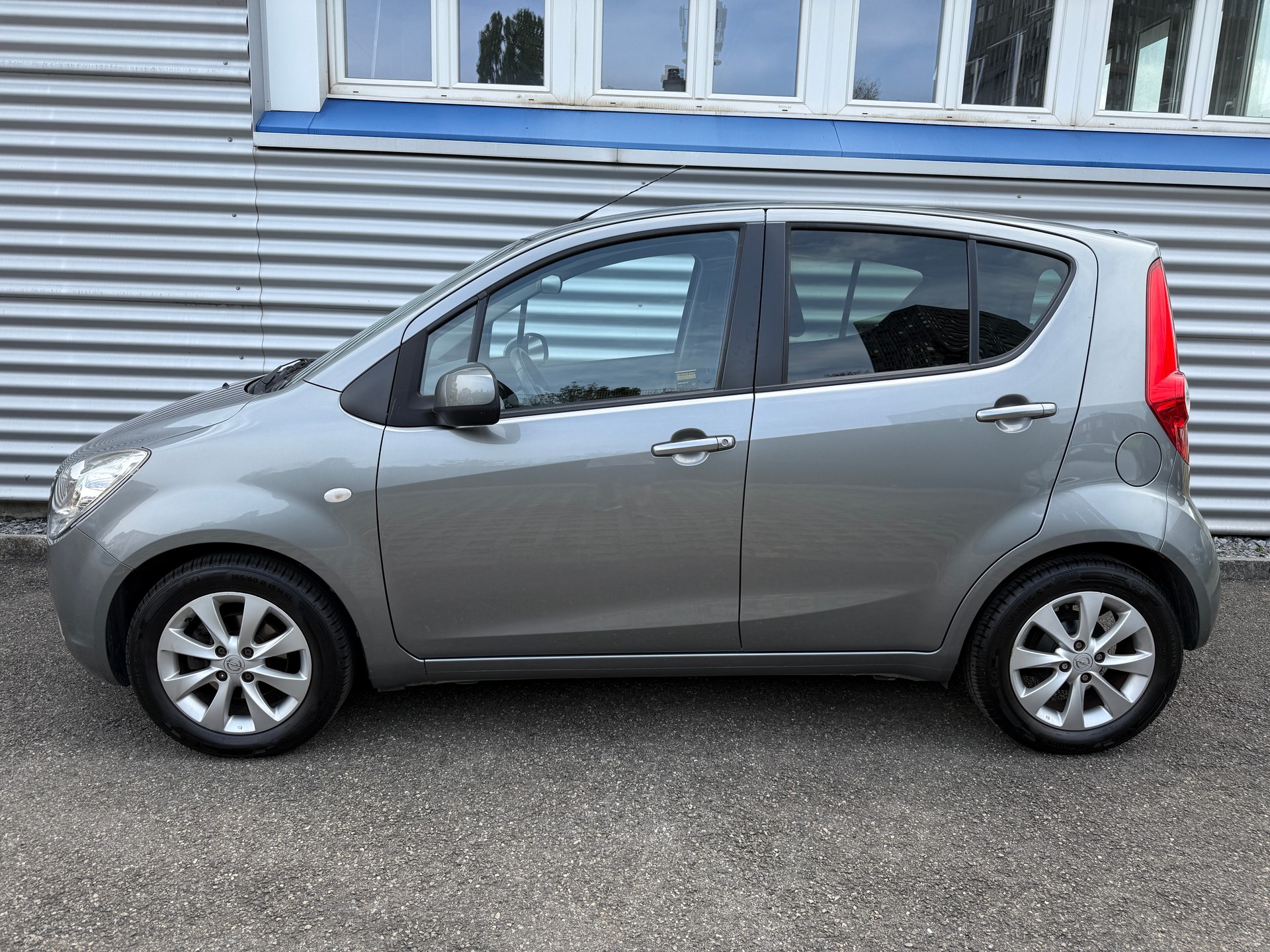 OPEL Agila 1.2 Enjoy Automatic-image-2
