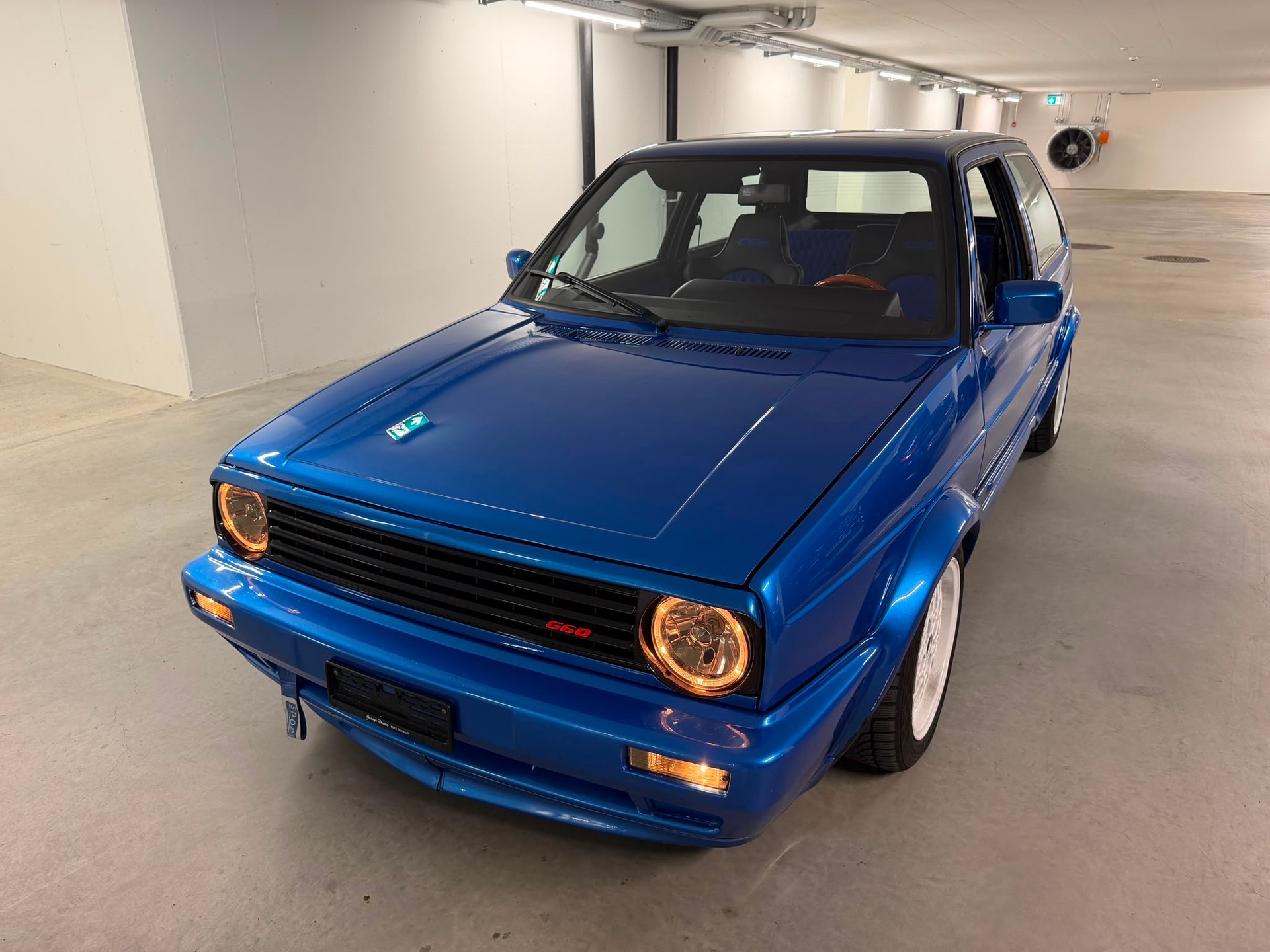 VW Golf 1800 GTI G60-image-1