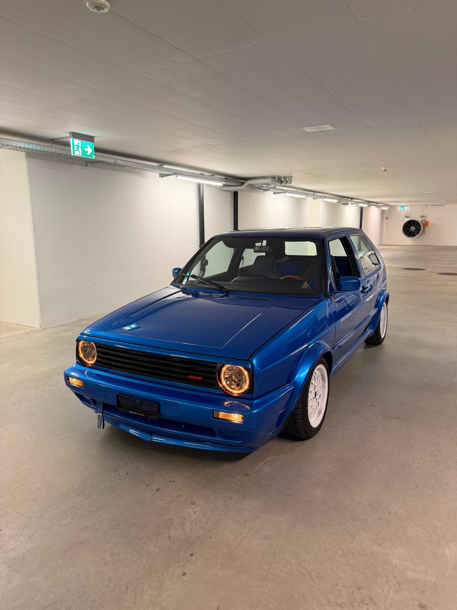 VW Golf 1800 GTI G60-image-8