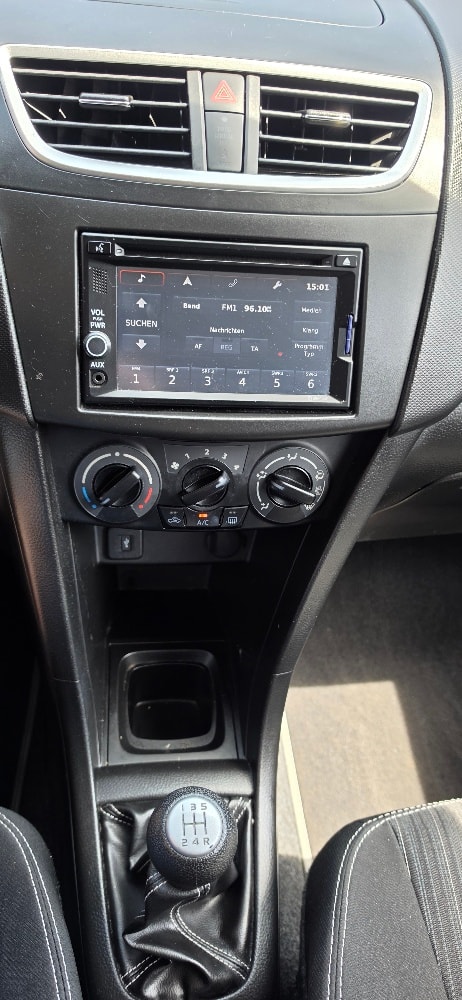 SUZUKI Swift 1.2i 16V GL Sergio Cellano-image-23