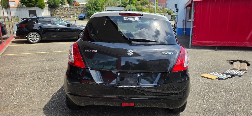 SUZUKI Swift 1.2i 16V GL Sergio Cellano-image-3