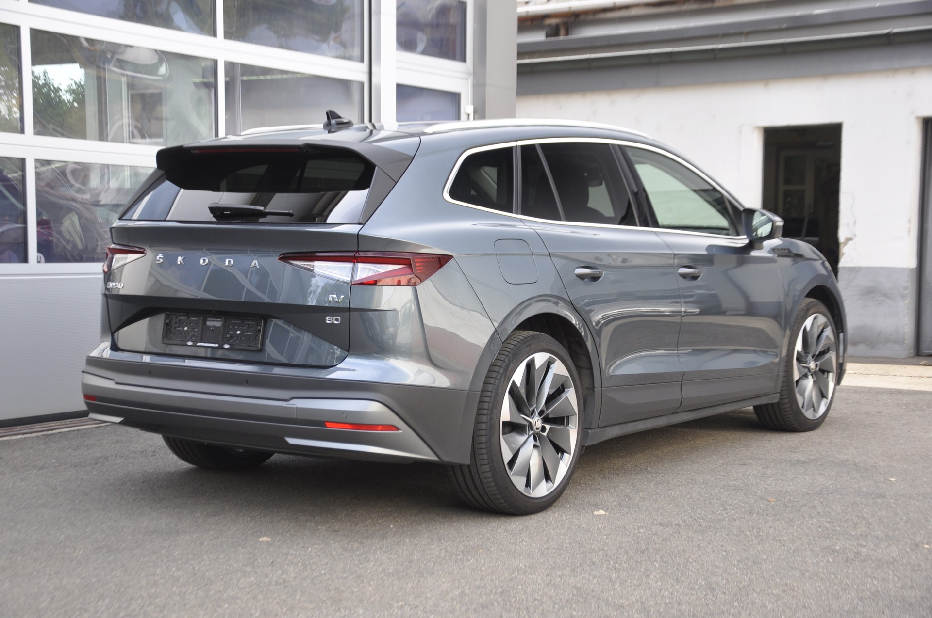 SKODA Enyaq iV 80 I Panoramadach-image-2