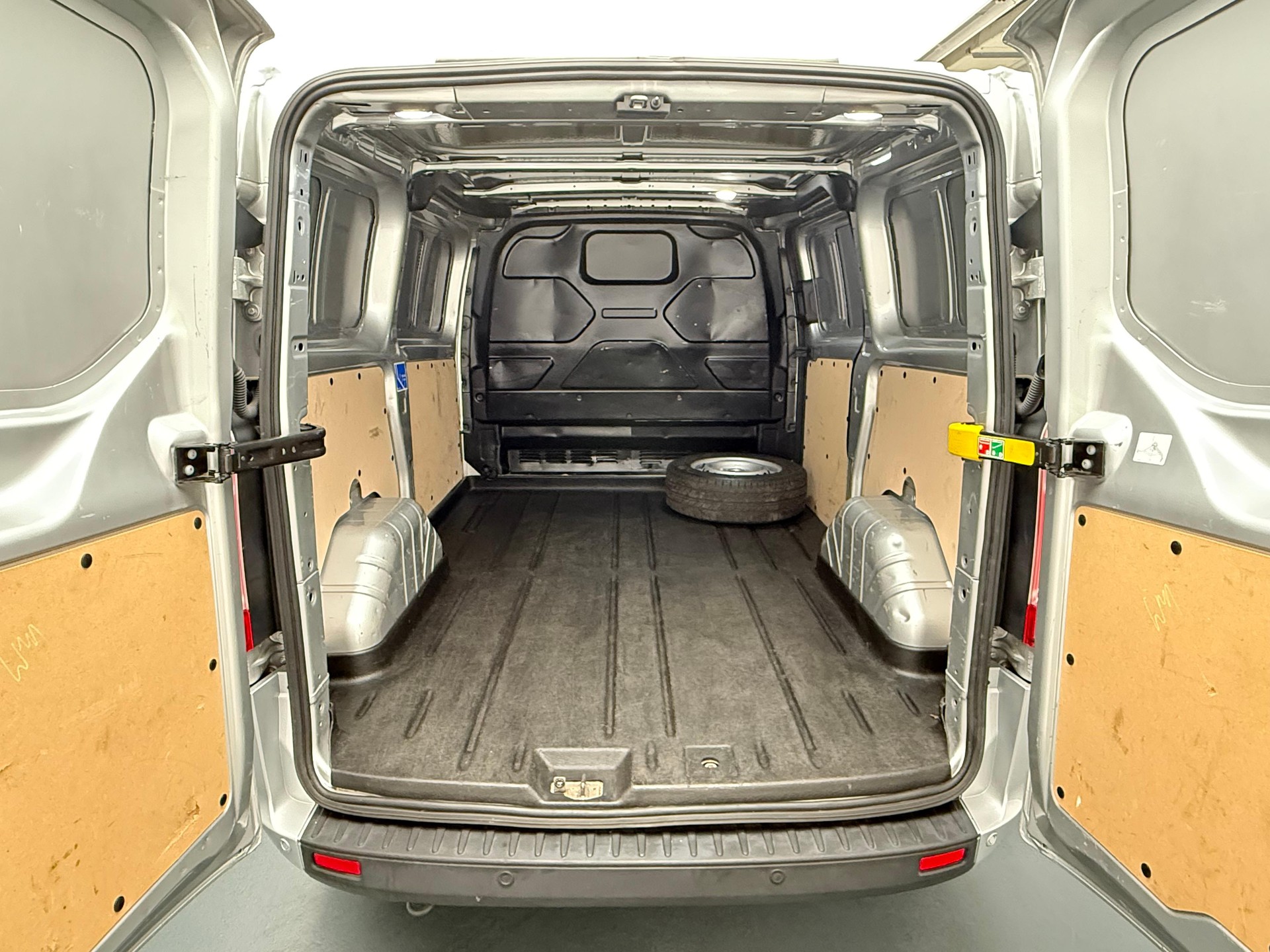 FORD Transit C Van 300 L1 2.0 TDCi 130 Trend-image-7