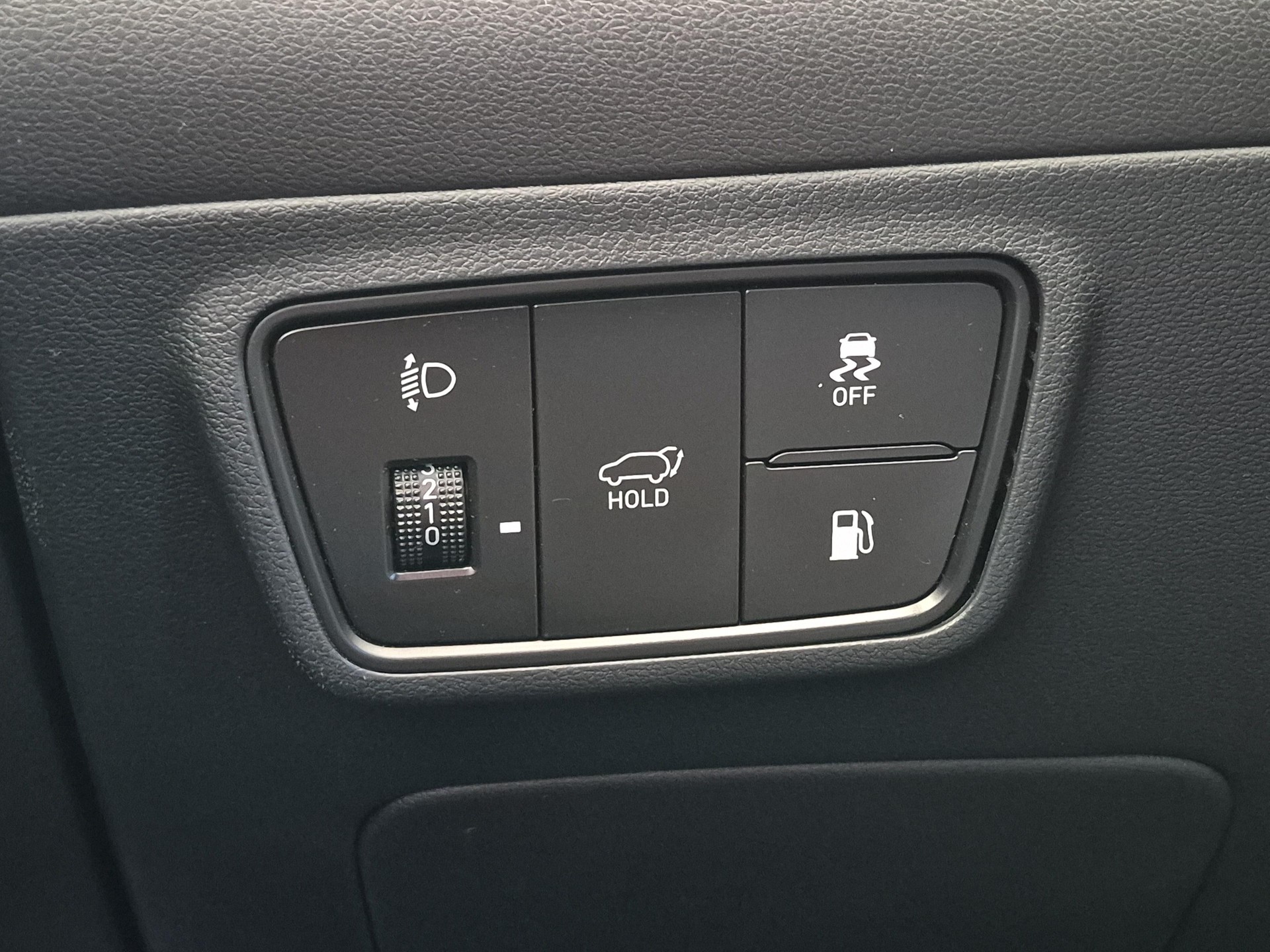 HYUNDAI Tucson 1.6 T-GDi PHEV Vertex 4WD-image-17