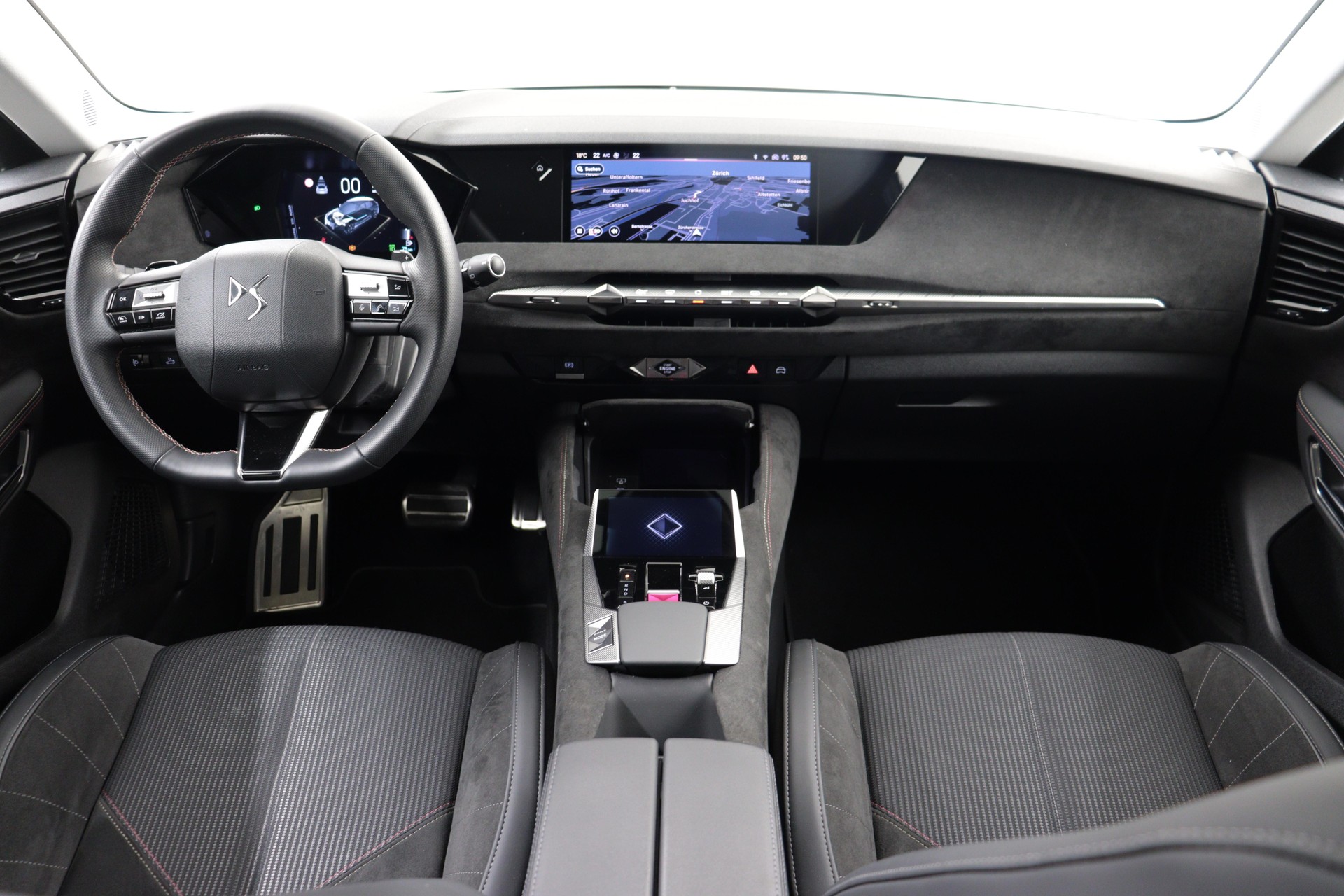 DS AUTOMOBILES 4 1.6 E-Tense Ligne Noire / ab 1.99% Leasing bei Abschluss einer Protect Autoversicherung-image-9