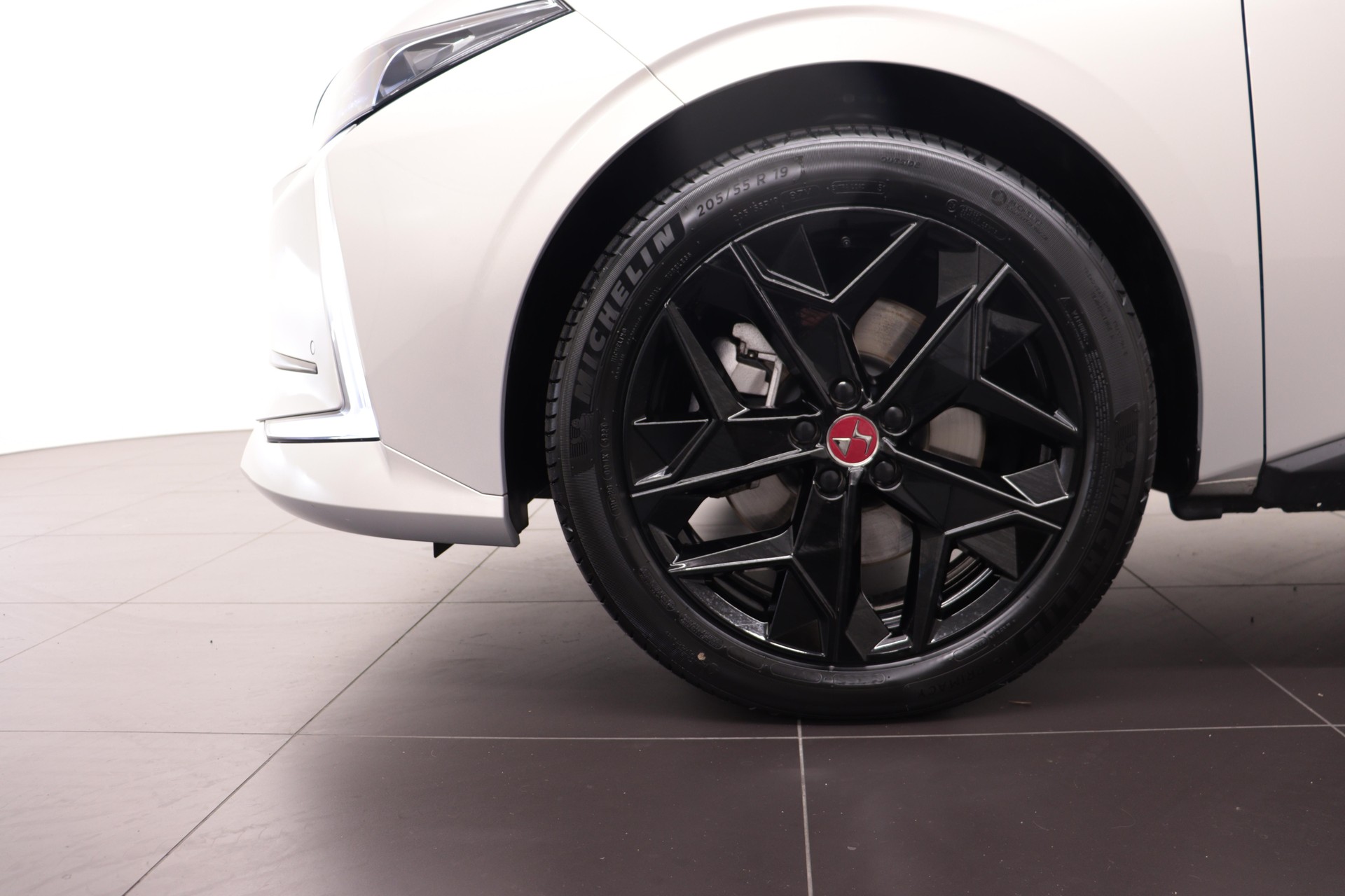 DS AUTOMOBILES 4 1.6 E-Tense Ligne Noire / ab 1.99% Leasing bei Abschluss einer Protect Autoversicherung-image-8
