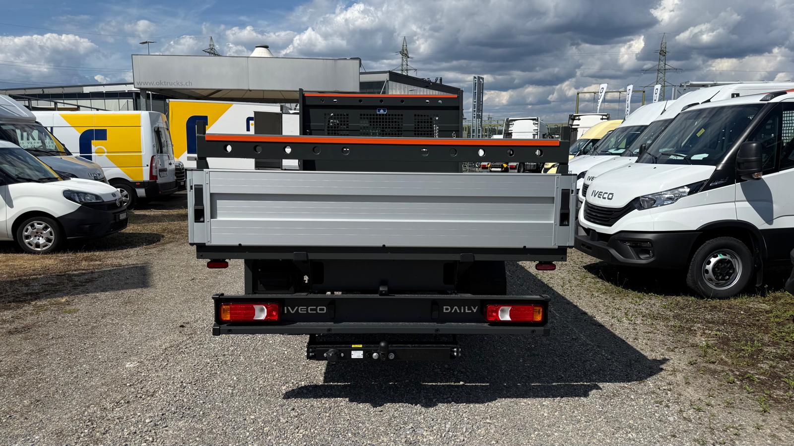 IVECO DAILY BRÜCKE 35S16BA8 2.3L 160PS, Nutzlast 1060kg, Anhängerlast 3500kg-image-3