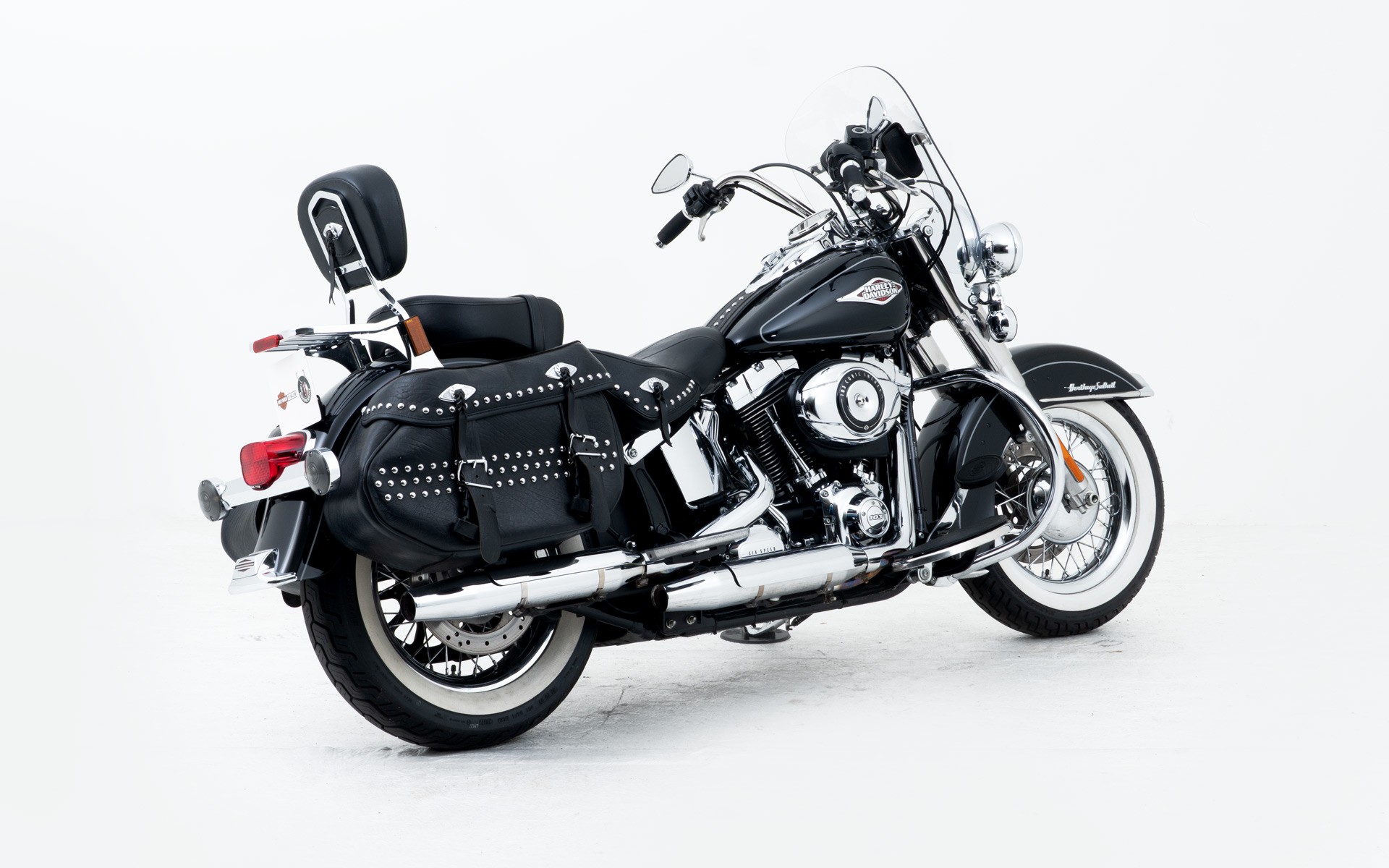 HARLEY-DAVIDSON FLSTC Softail Heritage Classic ABS Anniversasry-showroom-element-2