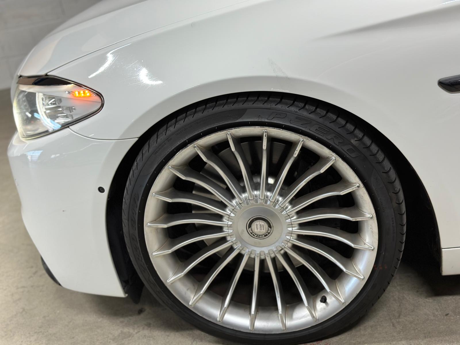 BMW M550d xDrive Touring Steptronic-image-7