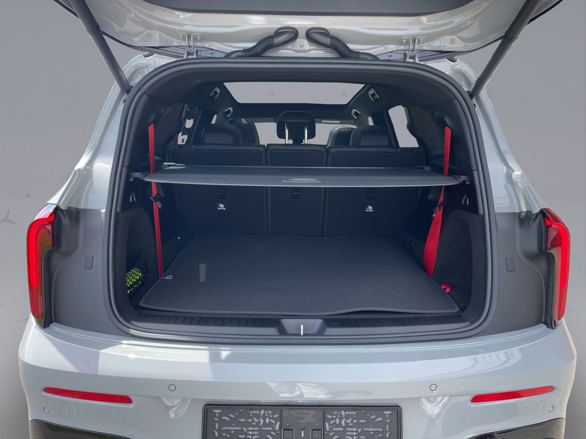 MERCEDES-BENZ GLB 220 4matic-image-17