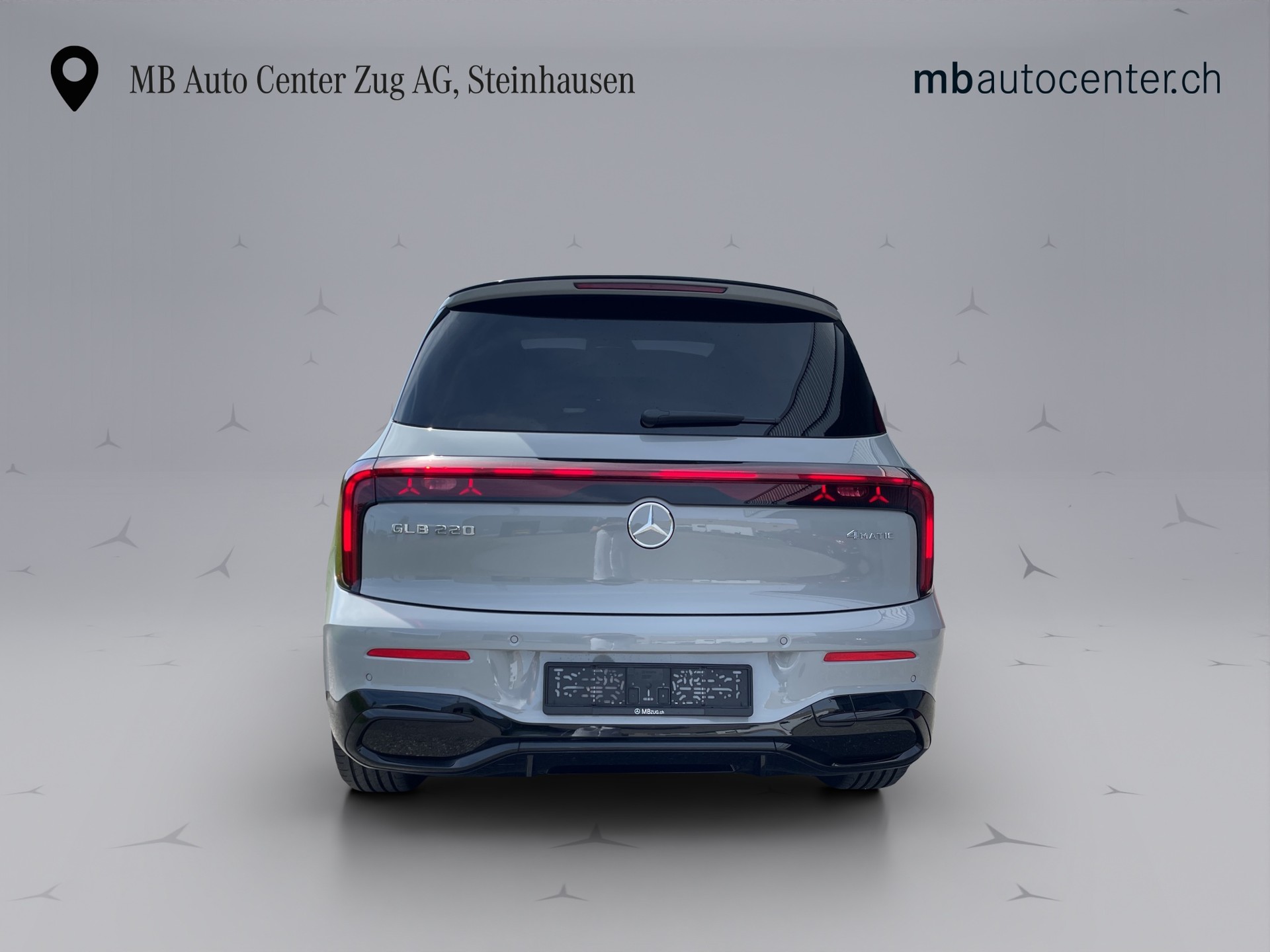 MERCEDES-BENZ GLB 220 4matic-image-4