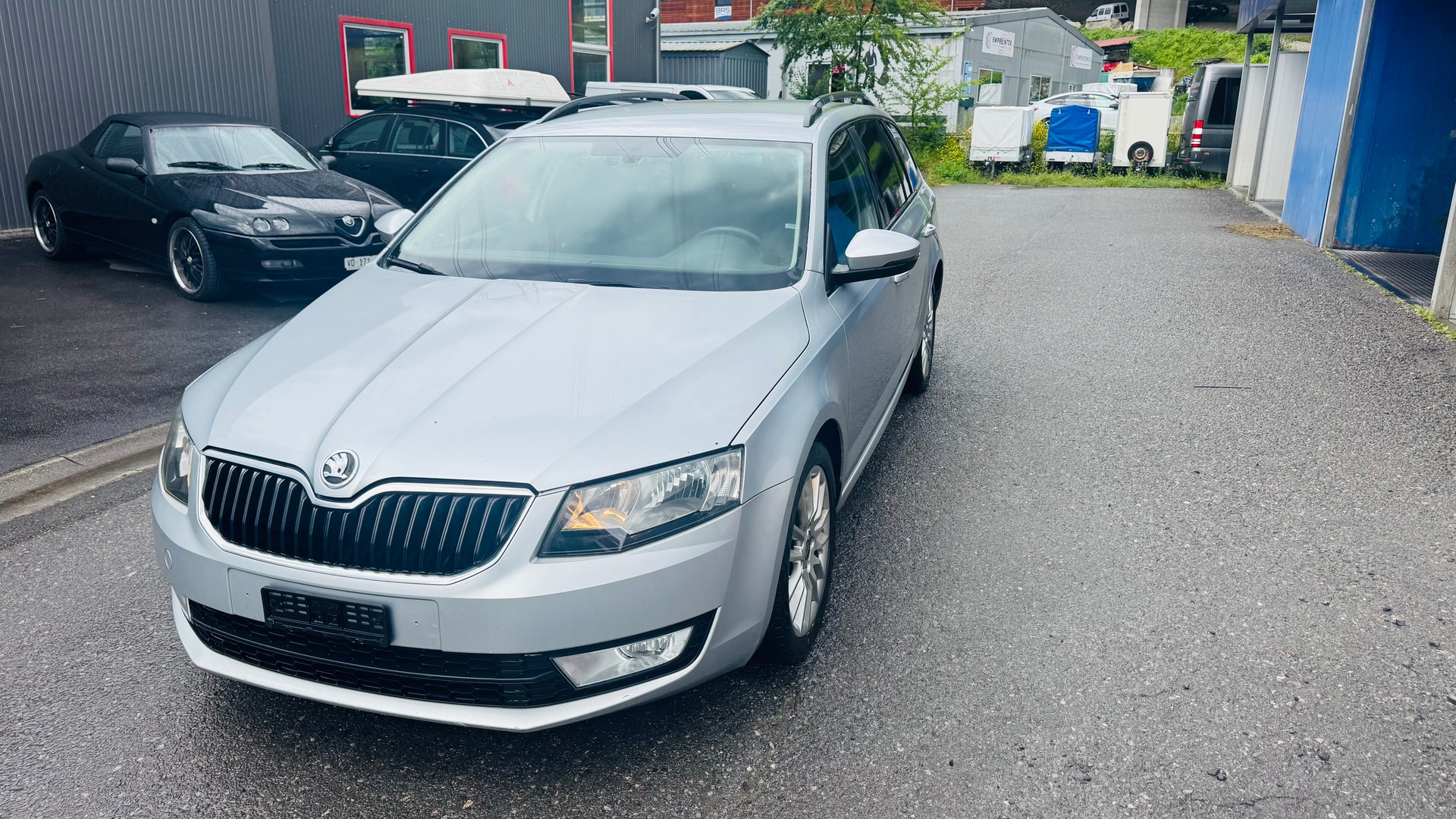 SKODA Octavia Combi 1.8 TSI Ambition 4x4 DSG-image-2