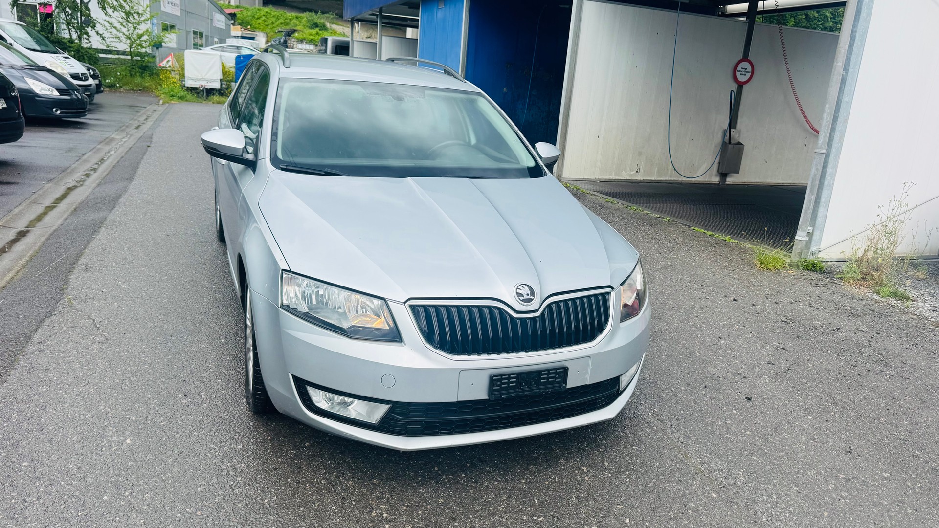 SKODA Octavia Combi 1.8 TSI Ambition 4x4 DSG-image-1