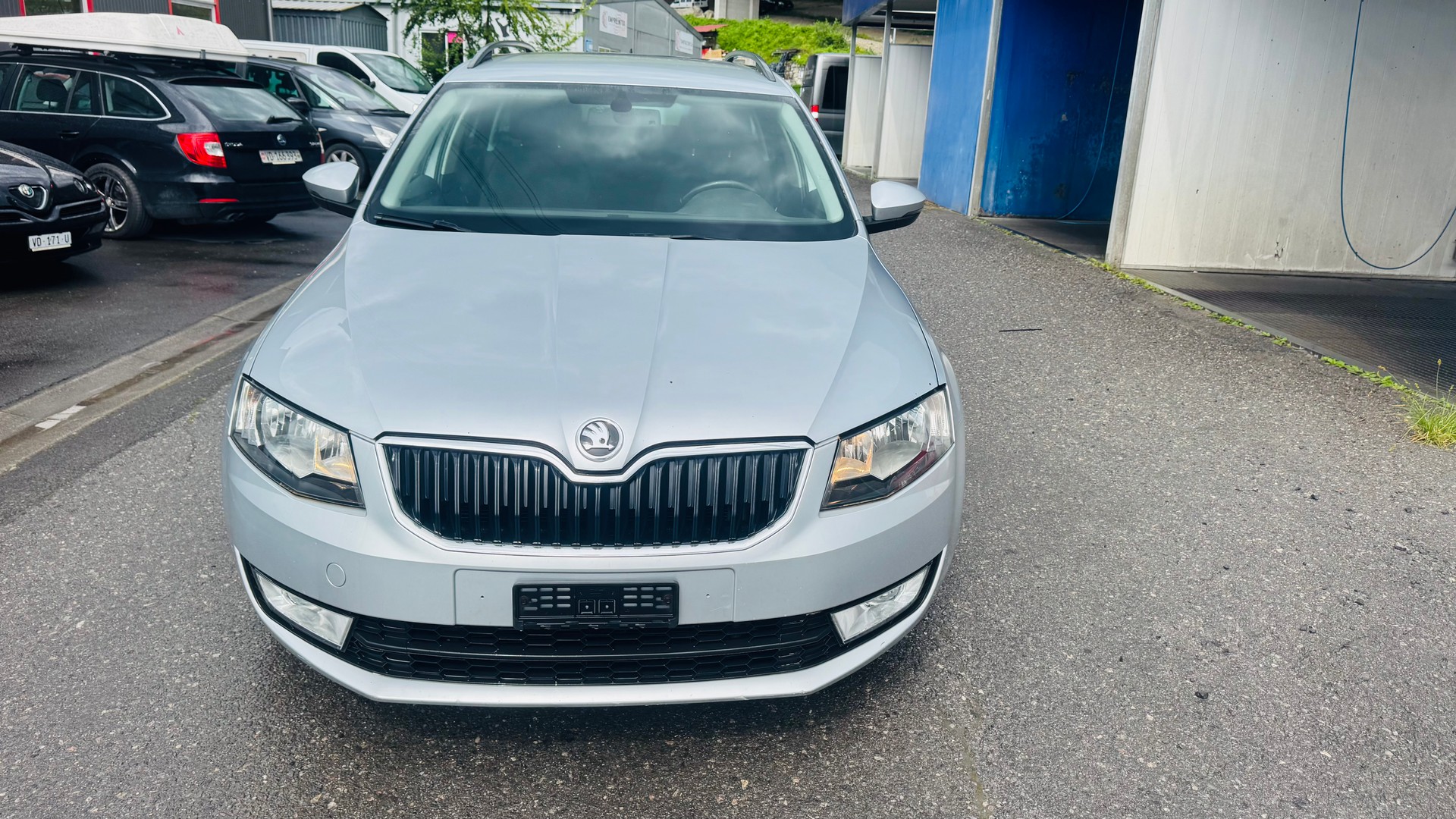 SKODA Octavia Combi 1.8 TSI Ambition 4x4 DSG-image-0