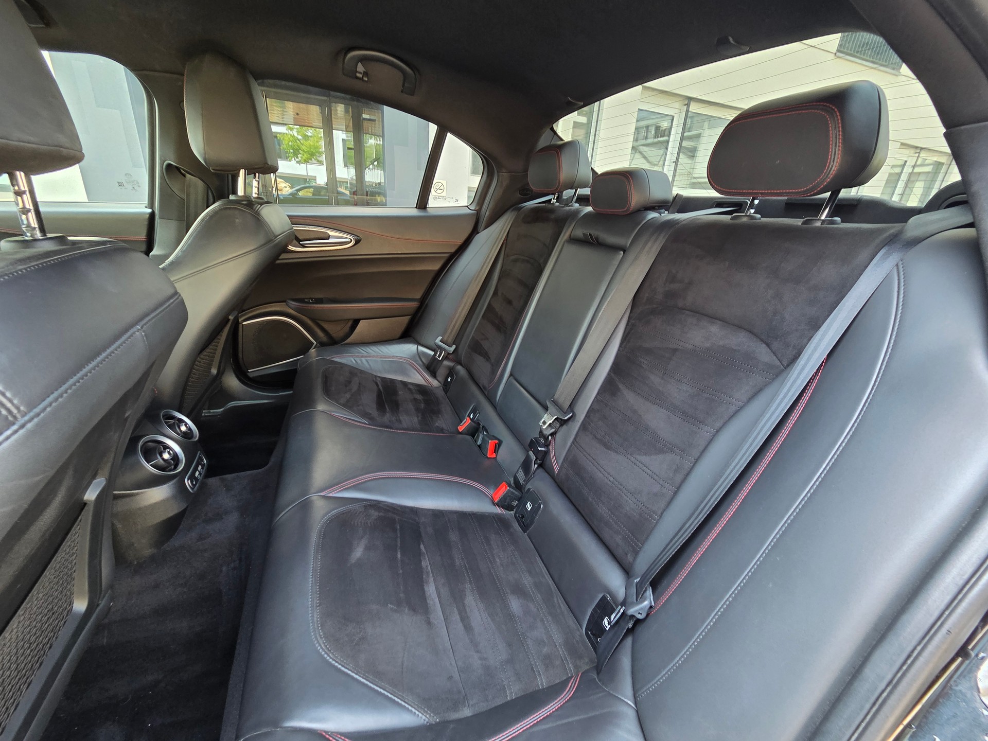ALFA ROMEO Giulia 2.9 V6 Quadrifoglio Automatic-image-13
