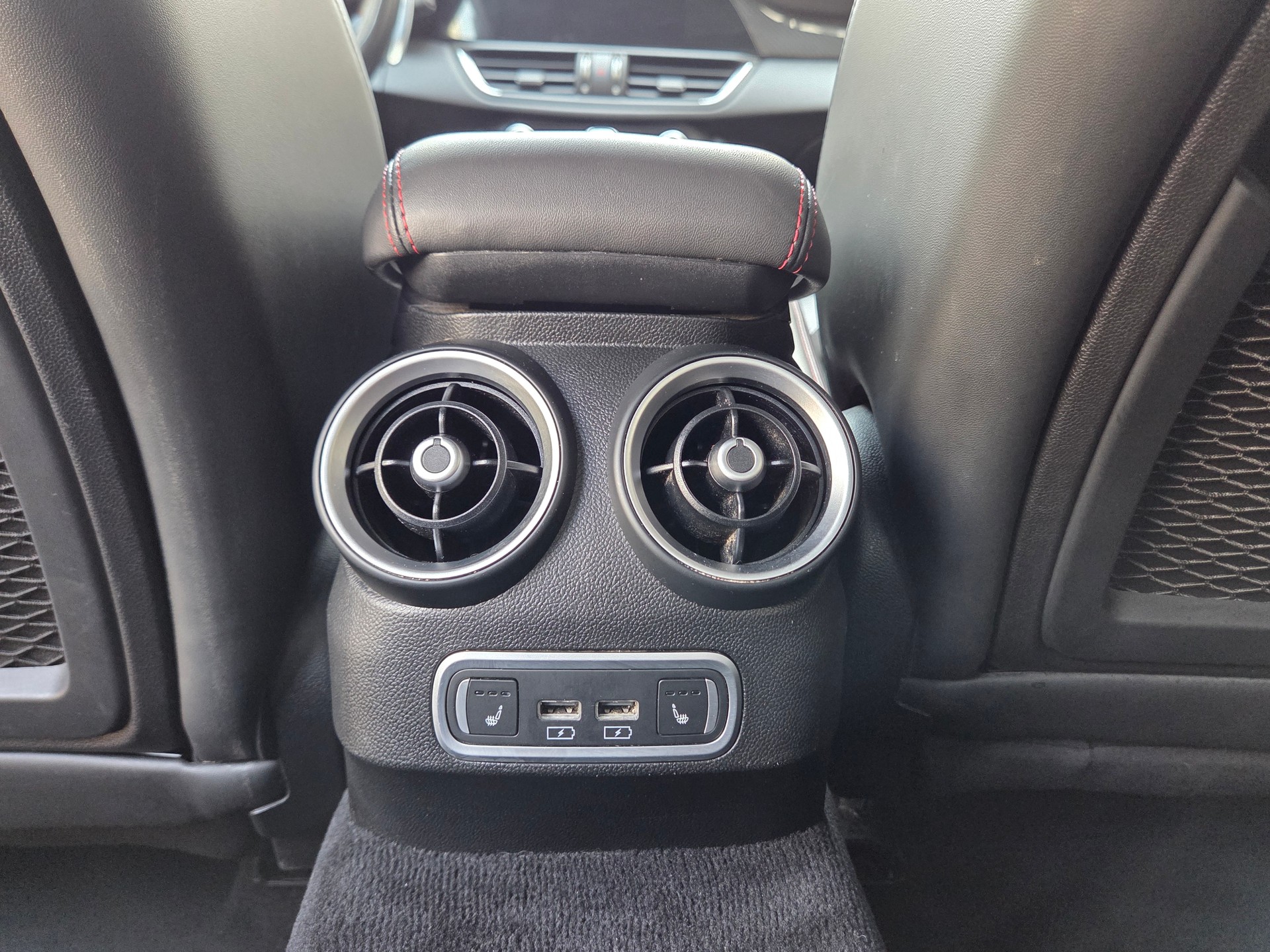 ALFA ROMEO Giulia 2.9 V6 Quadrifoglio Automatic-image-14