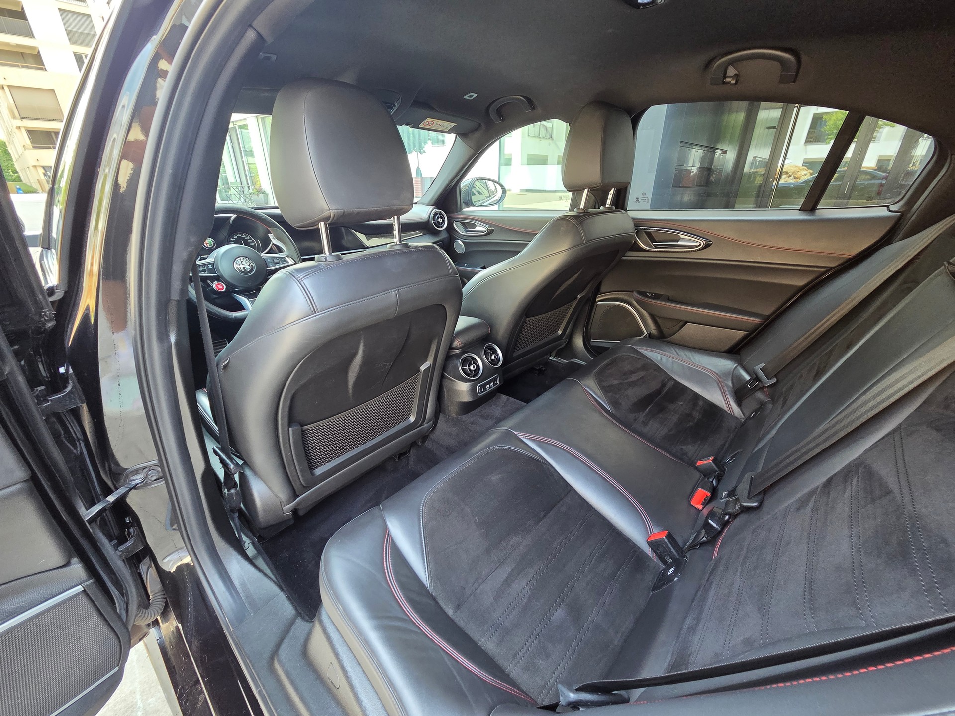 ALFA ROMEO Giulia 2.9 V6 Quadrifoglio Automatic-image-12