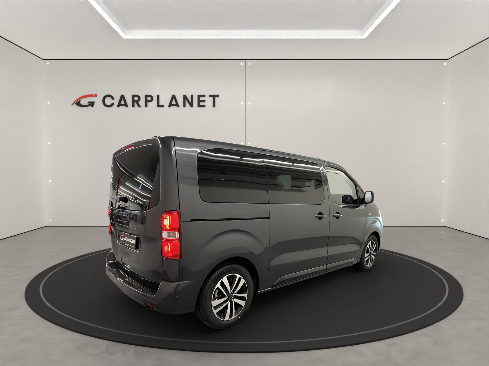 PEUGEOT Traveller Standard 2.2 BlueHDi 180 Business VIP S/S DEMO-image-3