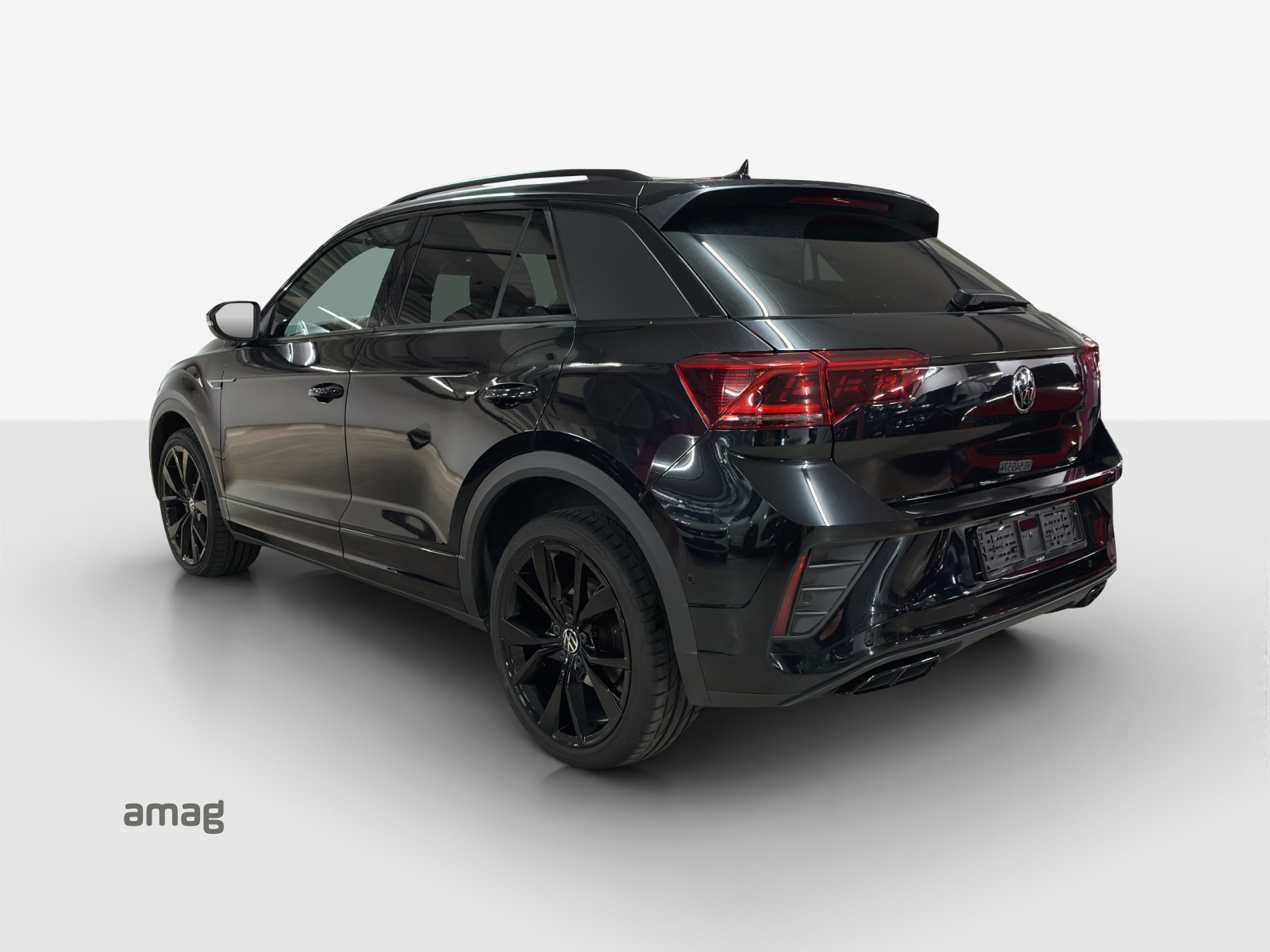 VW T-Roc 2.0 TSI R-Line DSG 4Motion-image-2