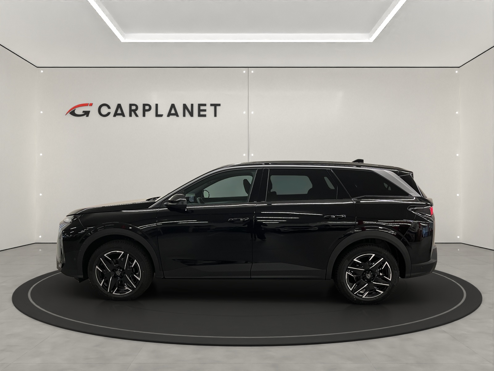 PEUGEOT 5008 1.2 Hybrid Allure Premium-image-2
