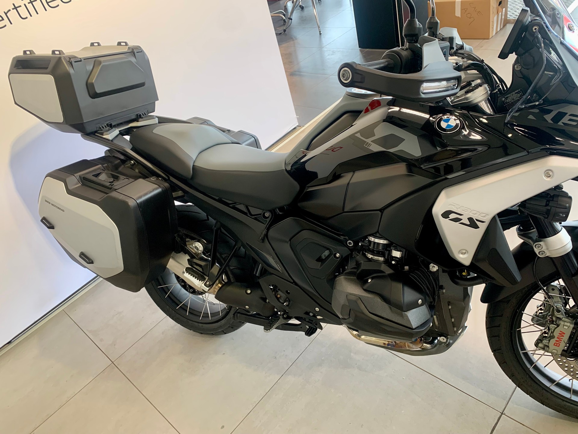 BMW R 1300 GS-image-5